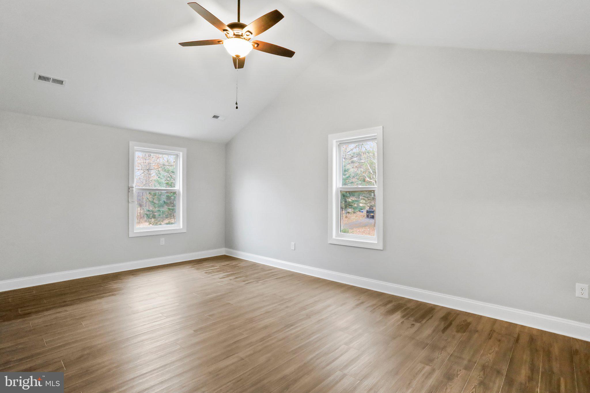 LOWER VALLEY - Residential