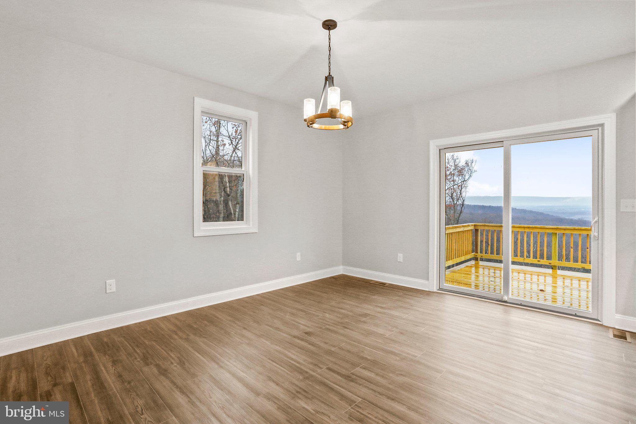 LOWER VALLEY - Residential