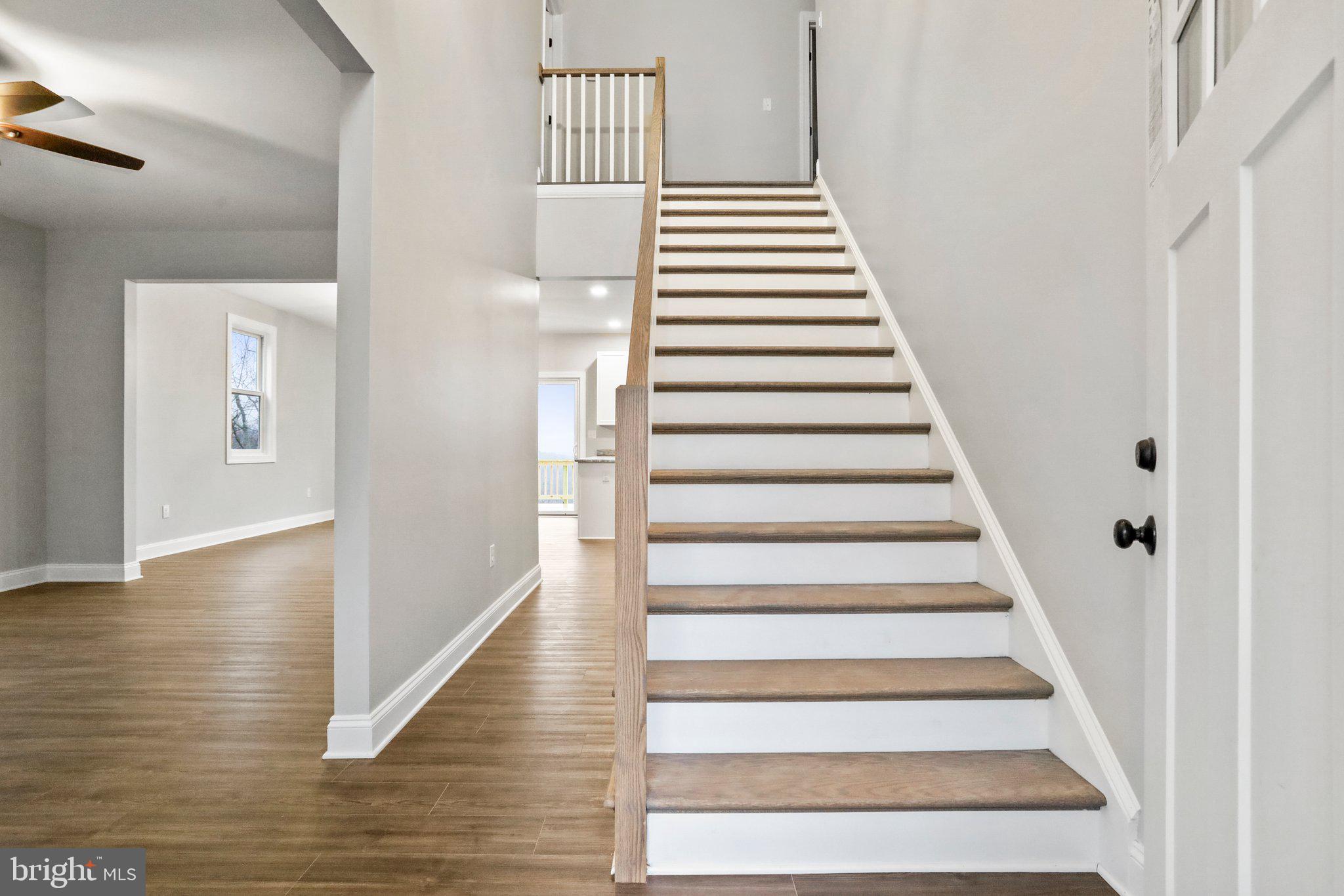 LOWER VALLEY - Residential