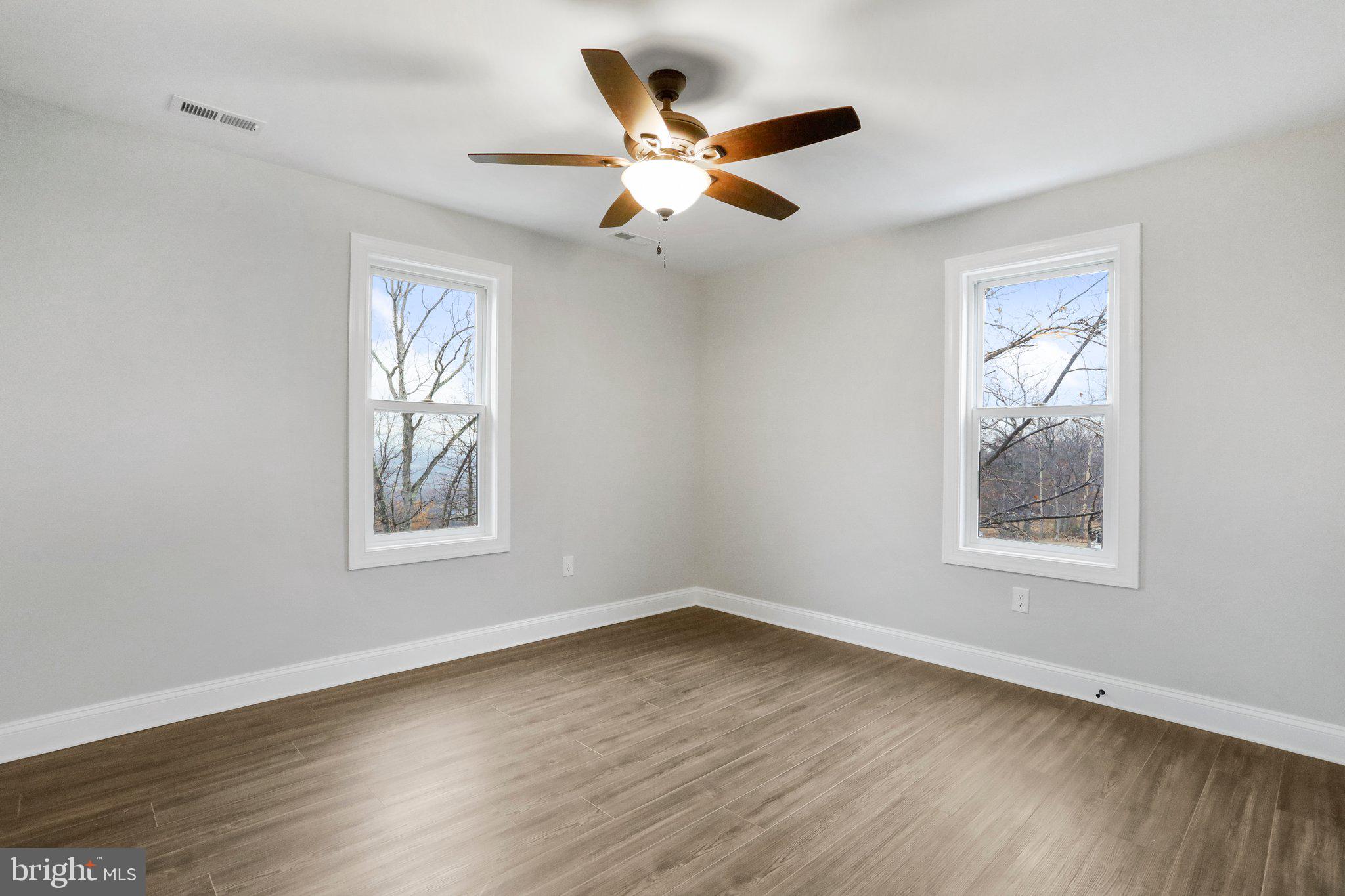 LOWER VALLEY - Residential