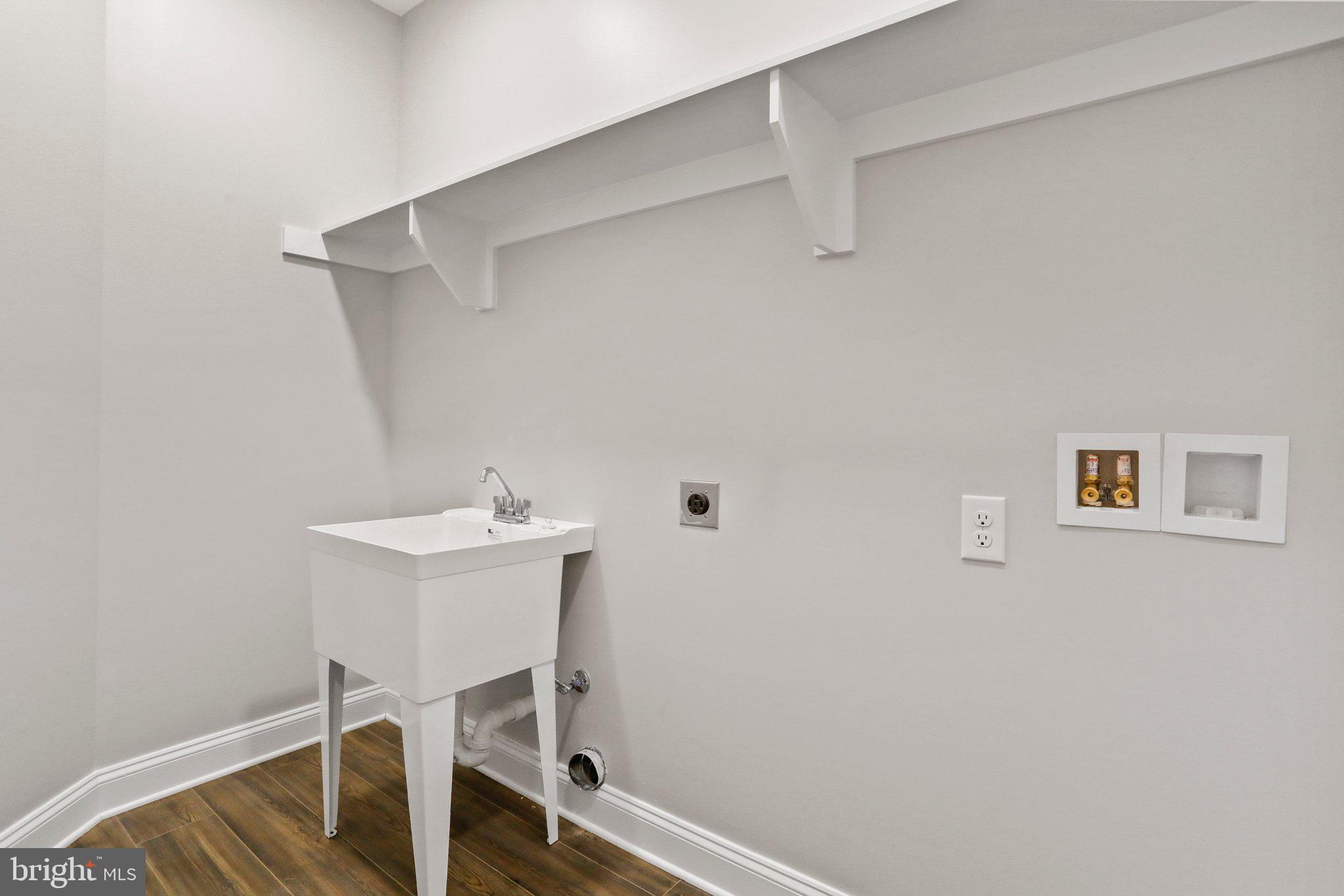 LOWER VALLEY - Residential