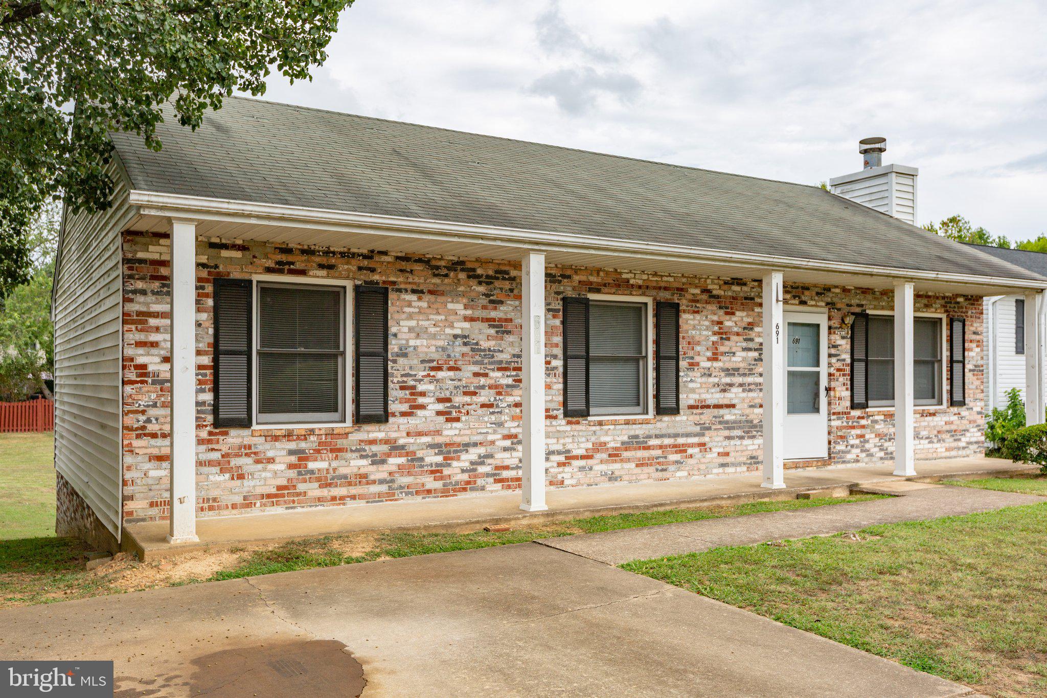 CHANCELLOR GREEN - Residential