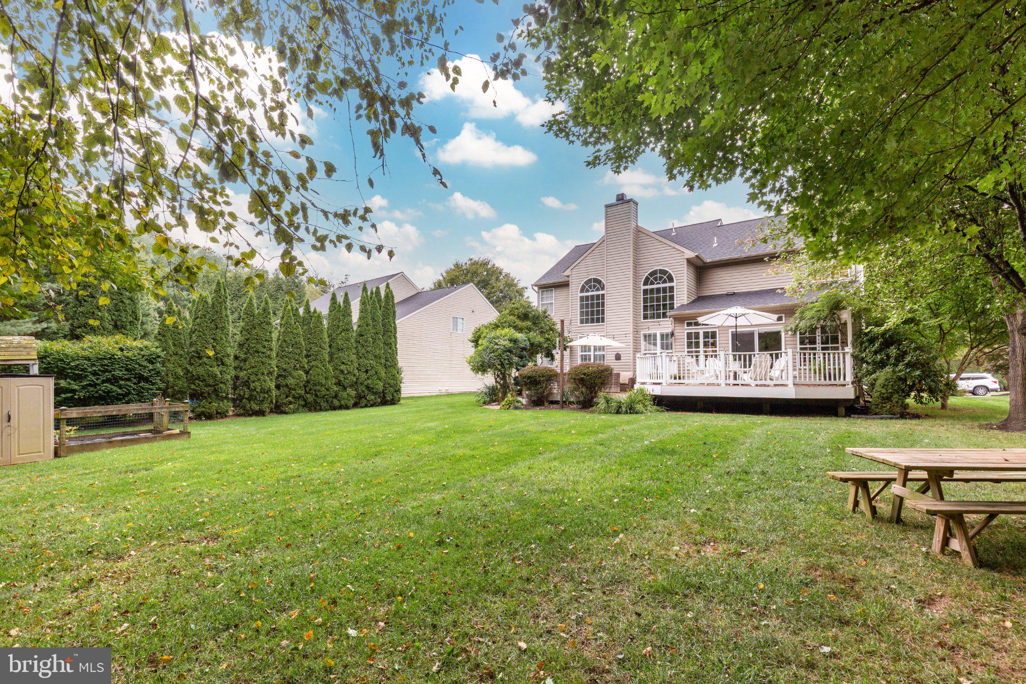 729 RUSTLING LEAF COURT