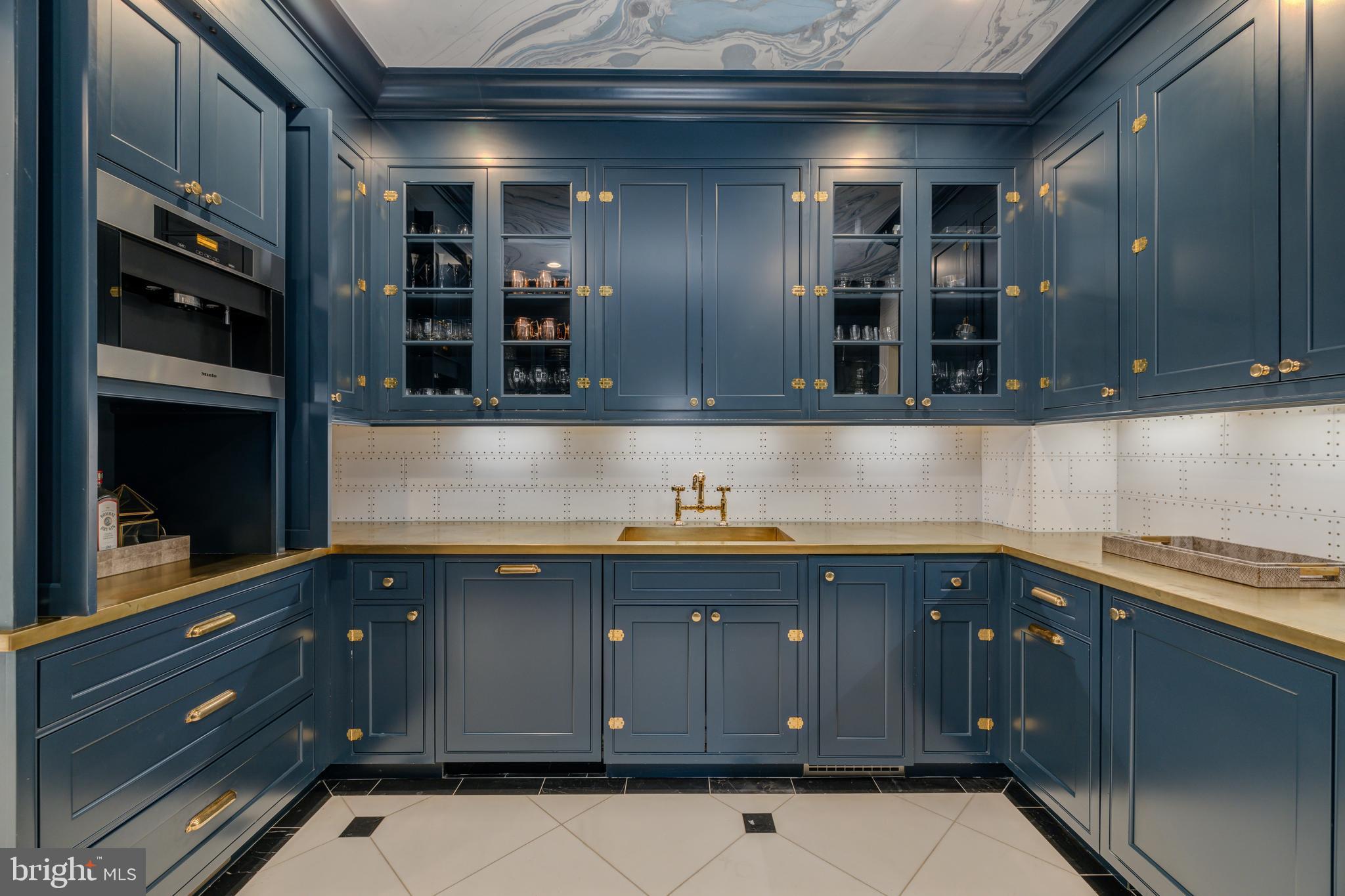 MAPLE HEIGHTS - Residential