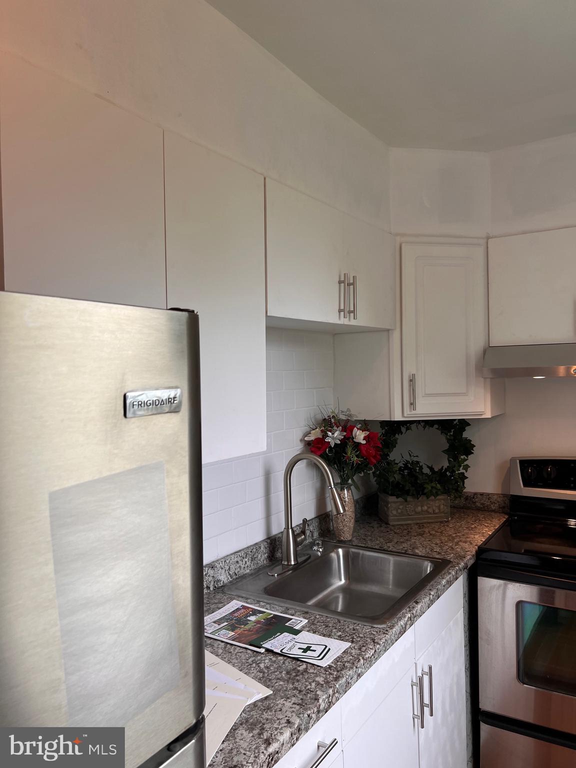 GLENHAM - BELFORD - Residential Lease