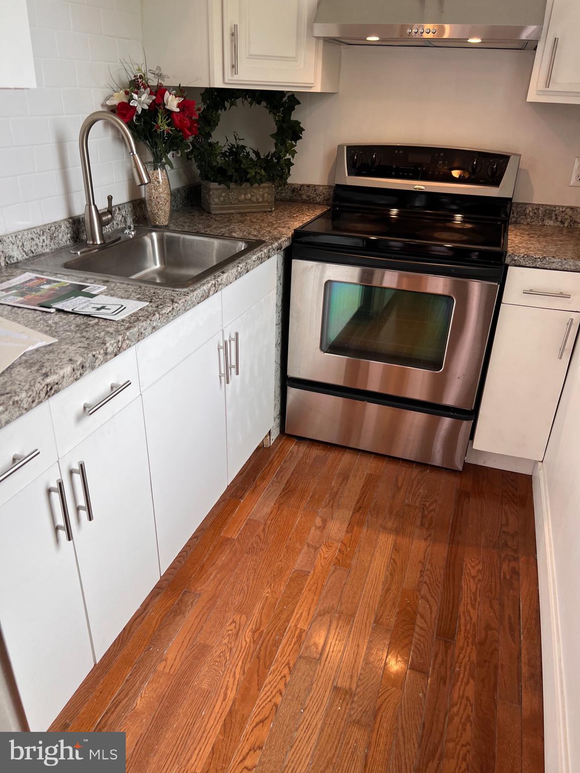 GLENHAM - BELFORD - Residential Lease