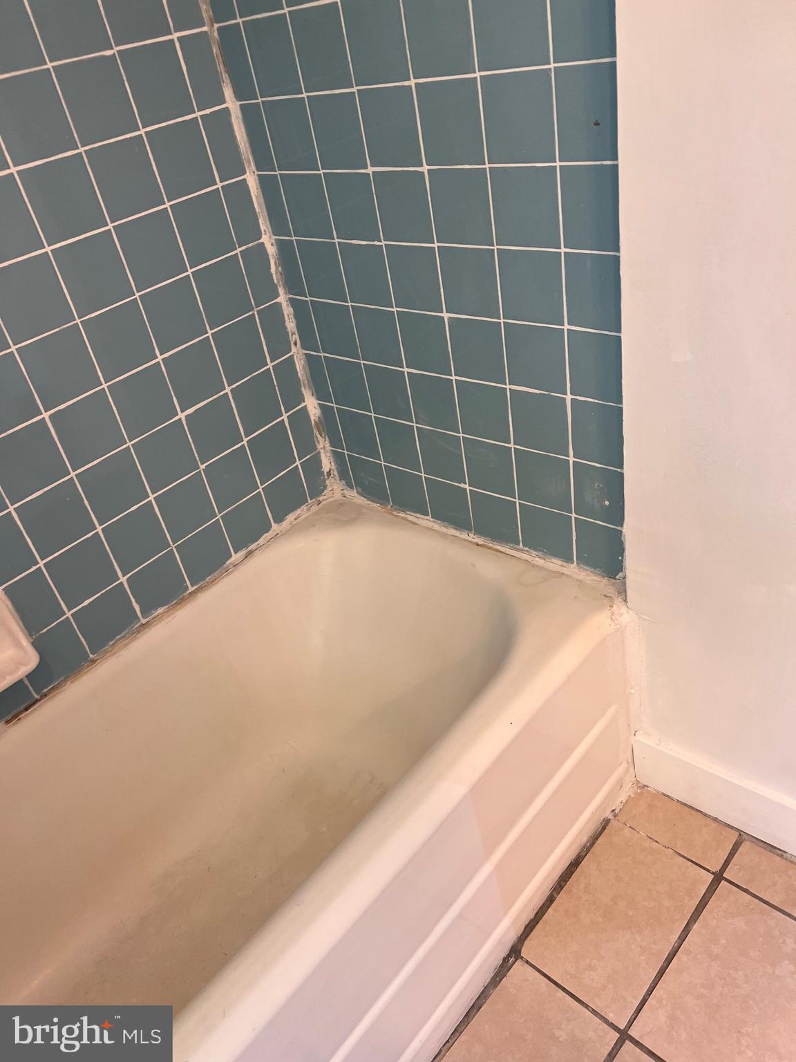 GLENHAM - BELFORD - Residential Lease