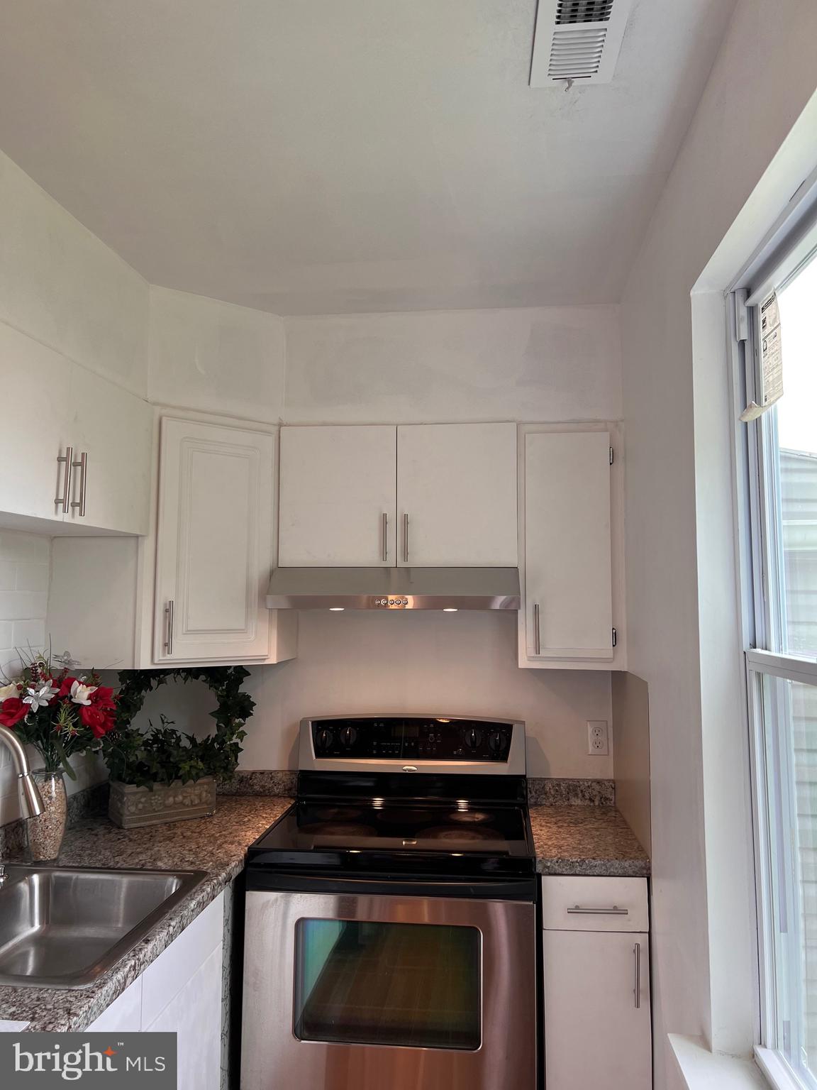 GLENHAM - BELFORD - Residential Lease