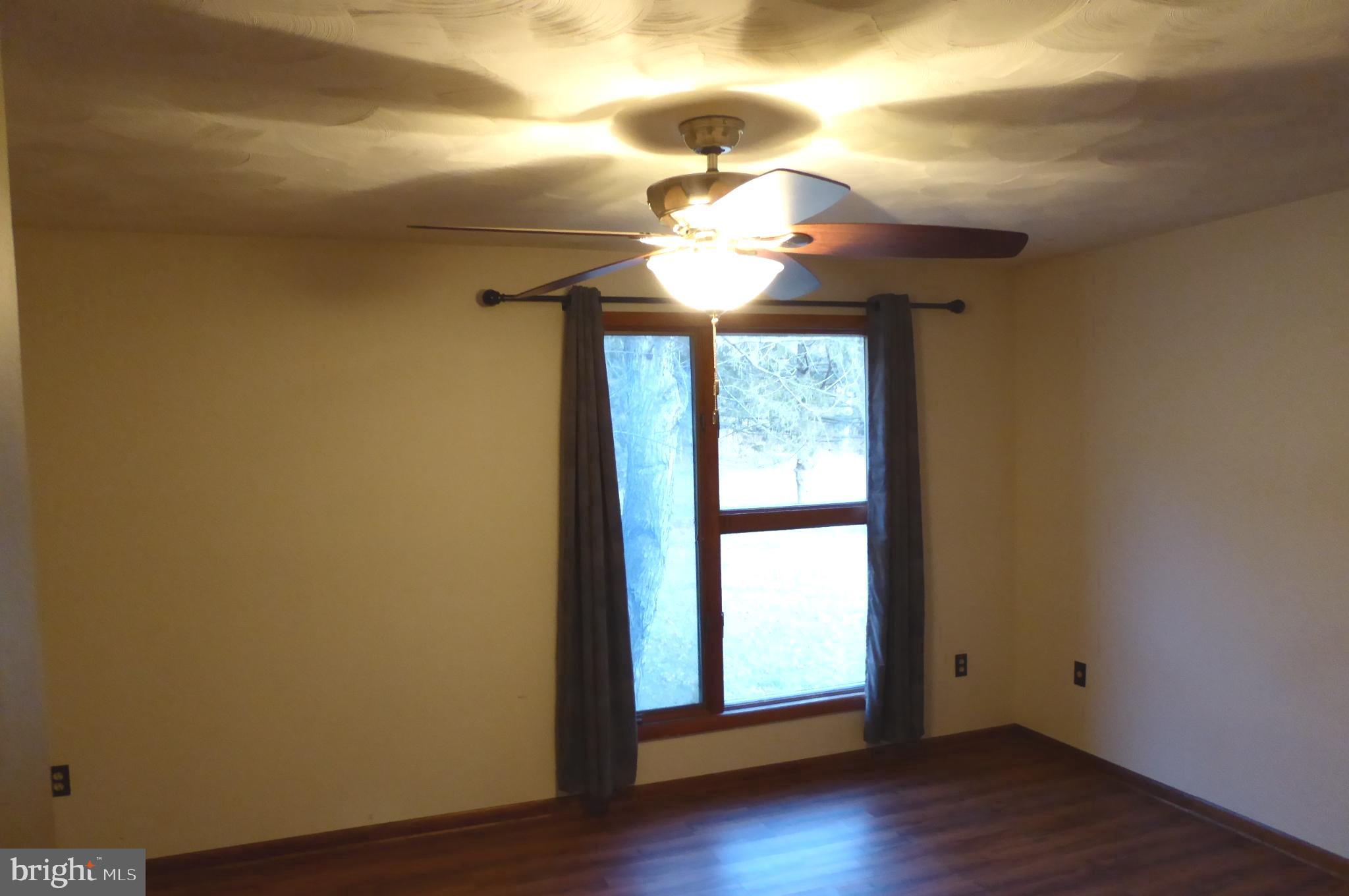 DRY RUN ROAD - Residential