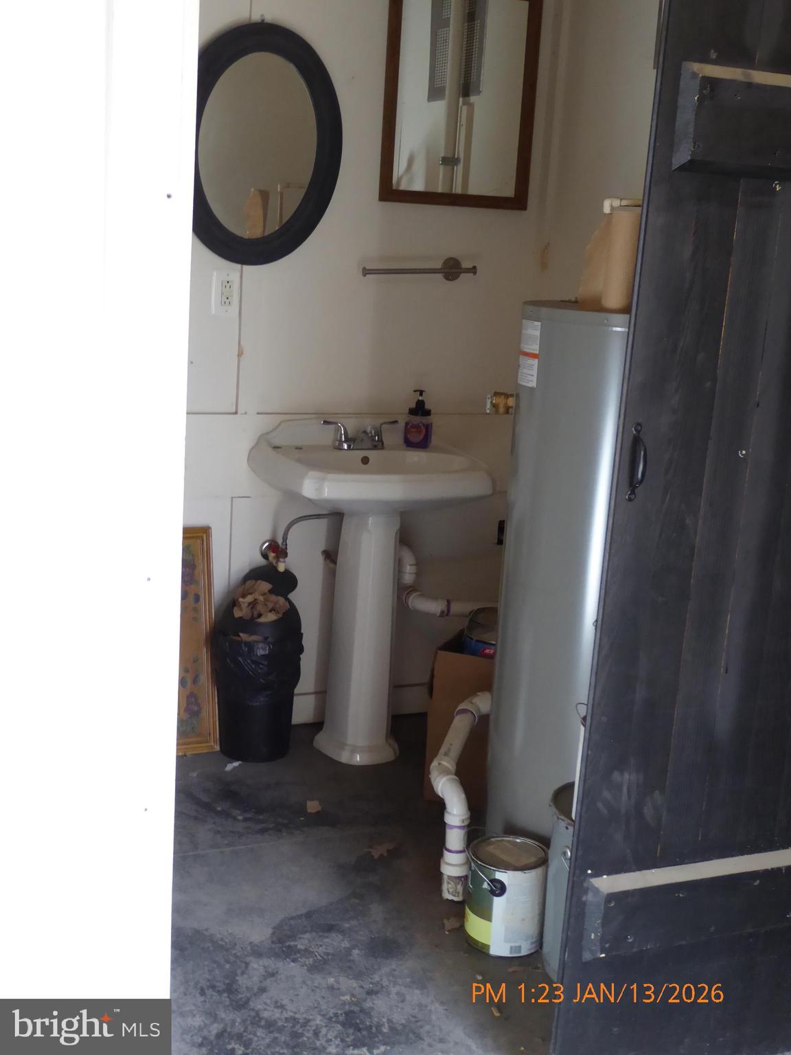 DRY RUN ROAD - Residential