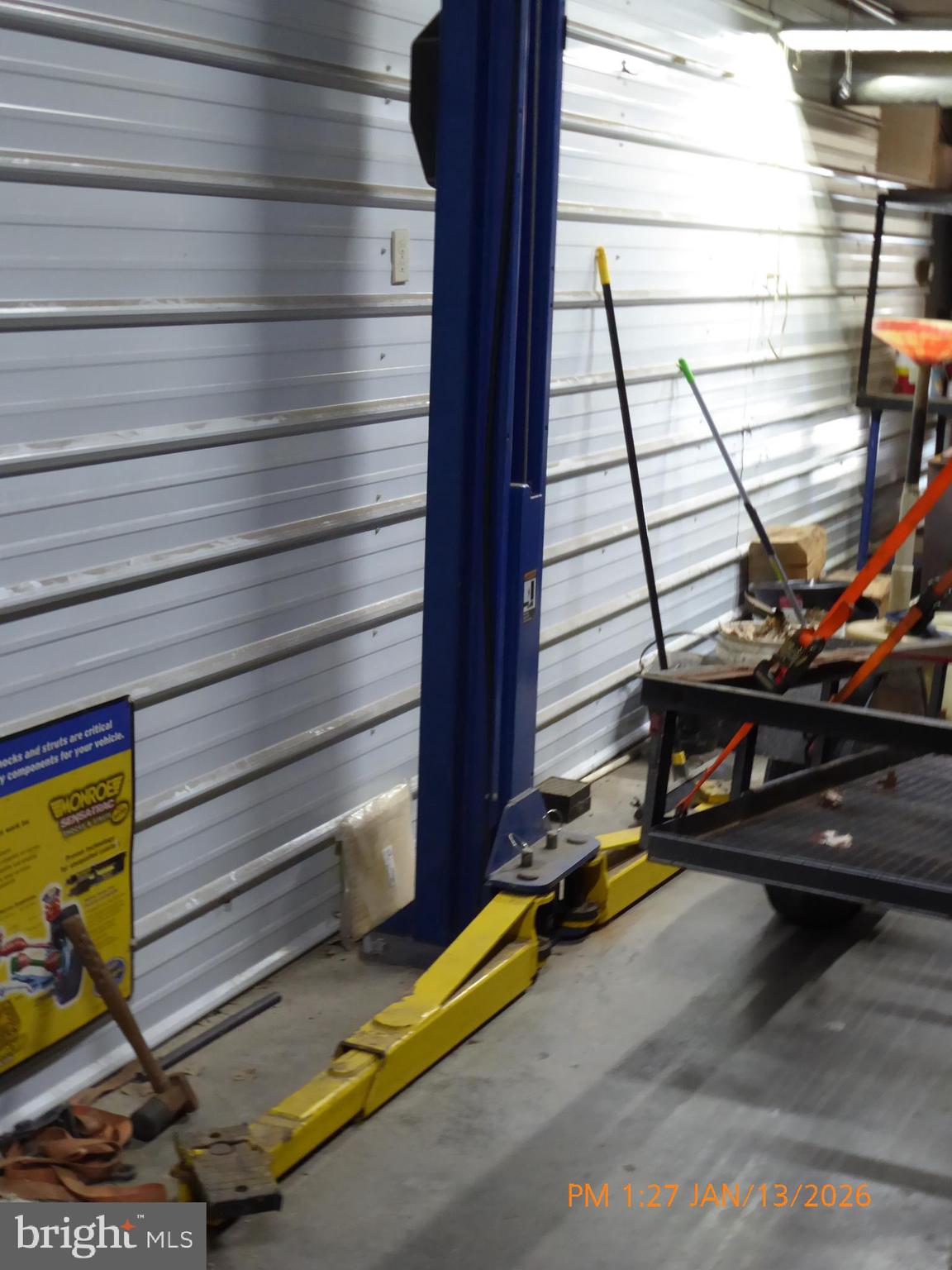 DRY RUN ROAD - Residential