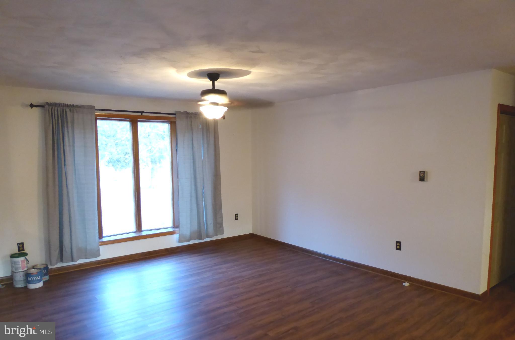 DRY RUN ROAD - Residential