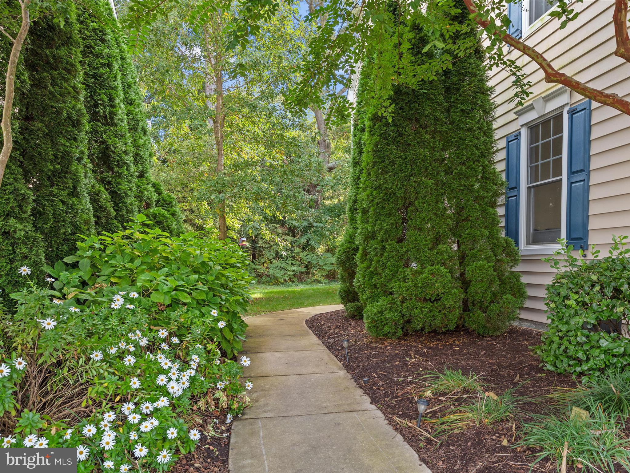 18756 BETHPAGE DRIVE 17B