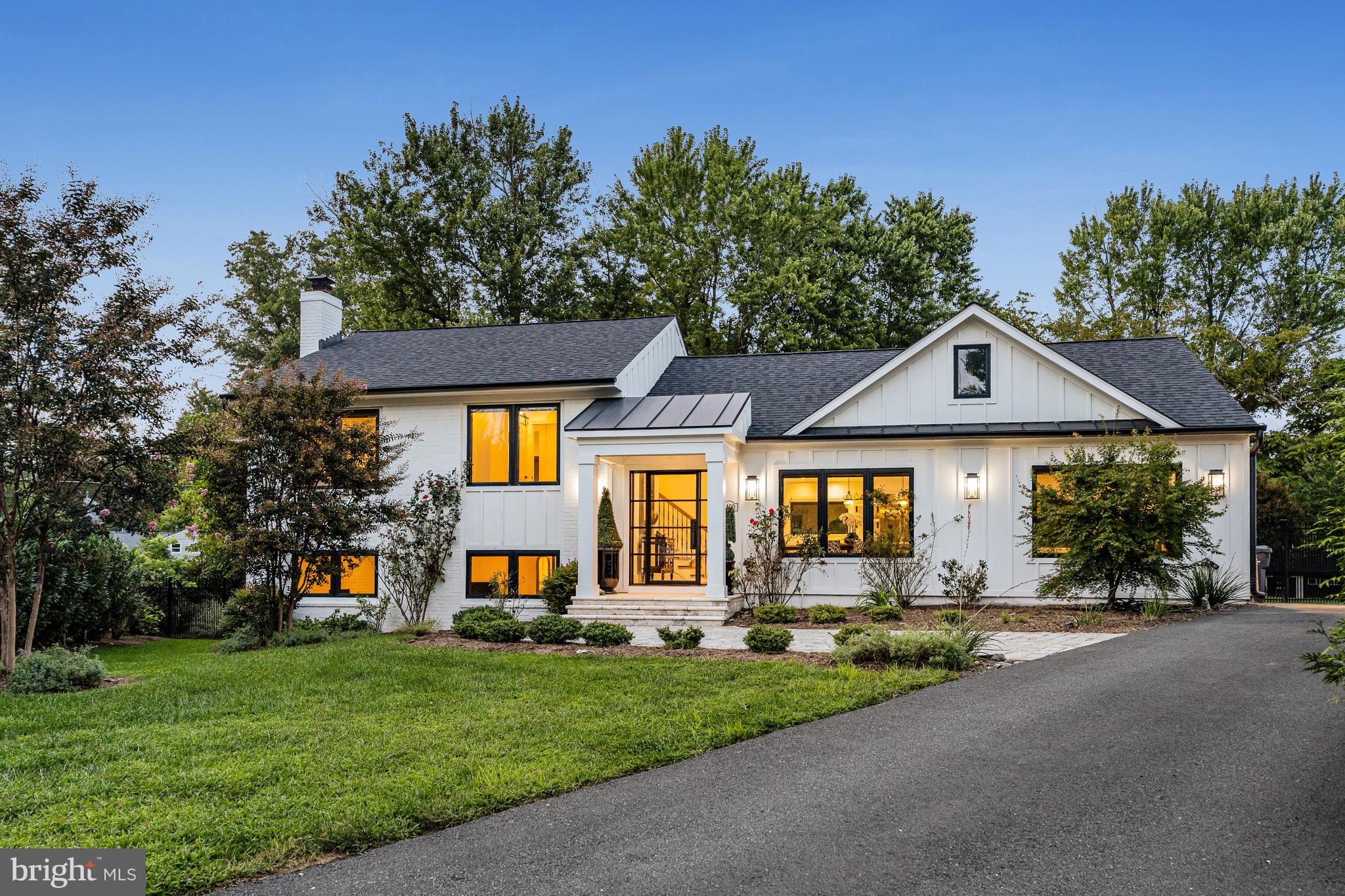 BROYHILLS MCLEAN ESTATES - Residential