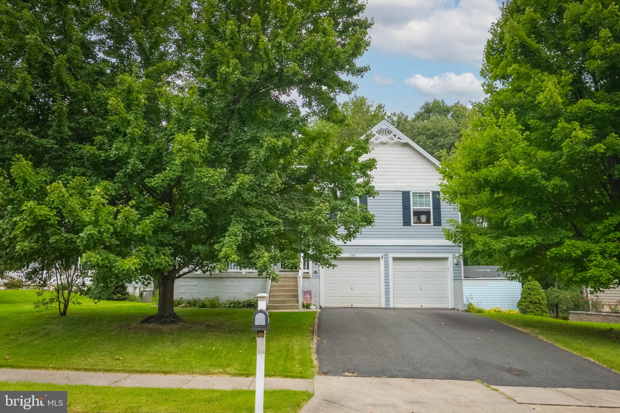 1705 CHURCH POINT COURT