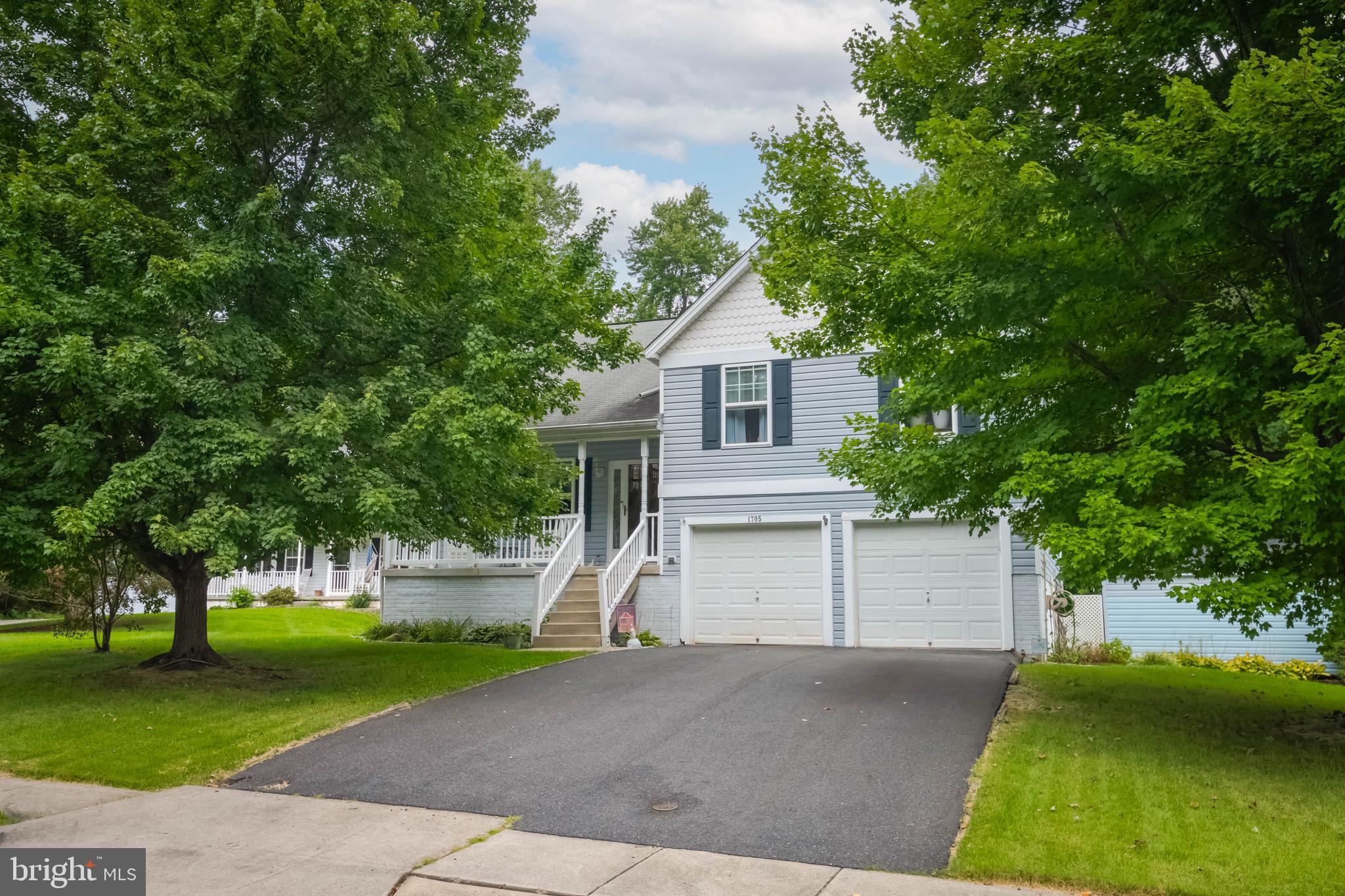 1705 CHURCH POINT COURT