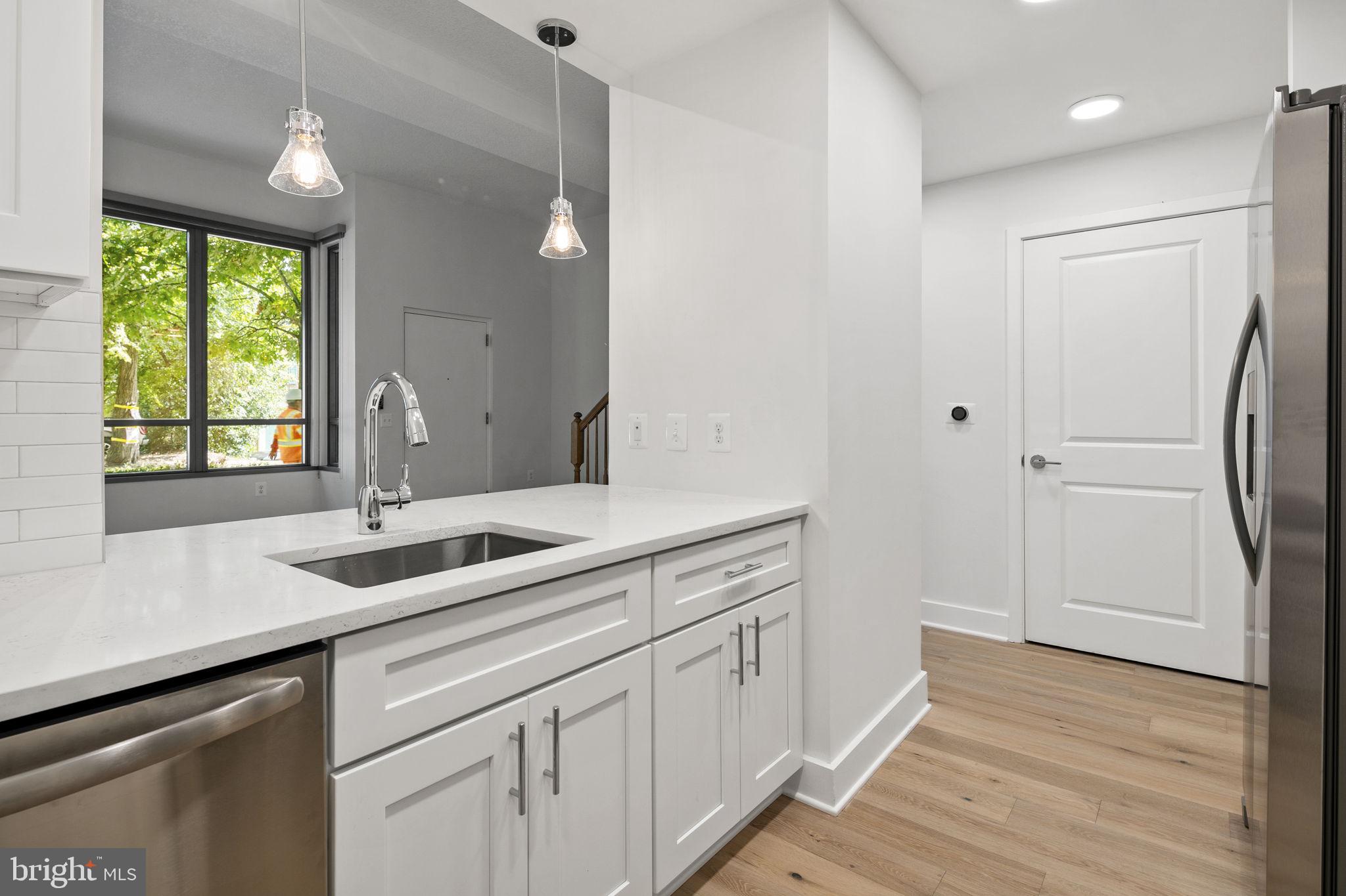 ODYSSEY - Residential Lease