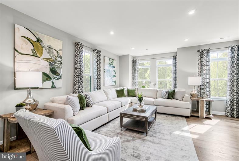 MONTGOMERY VILLAGE - Residential