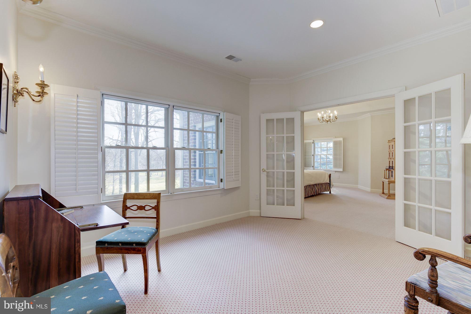 AVENEL - Residential Lease