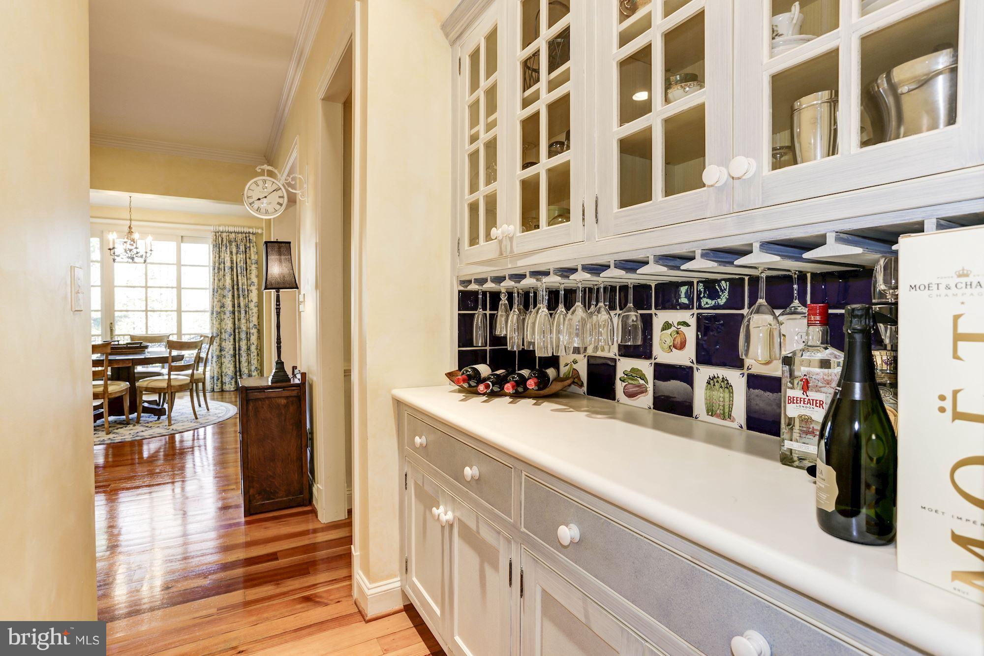 AVENEL - Residential Lease