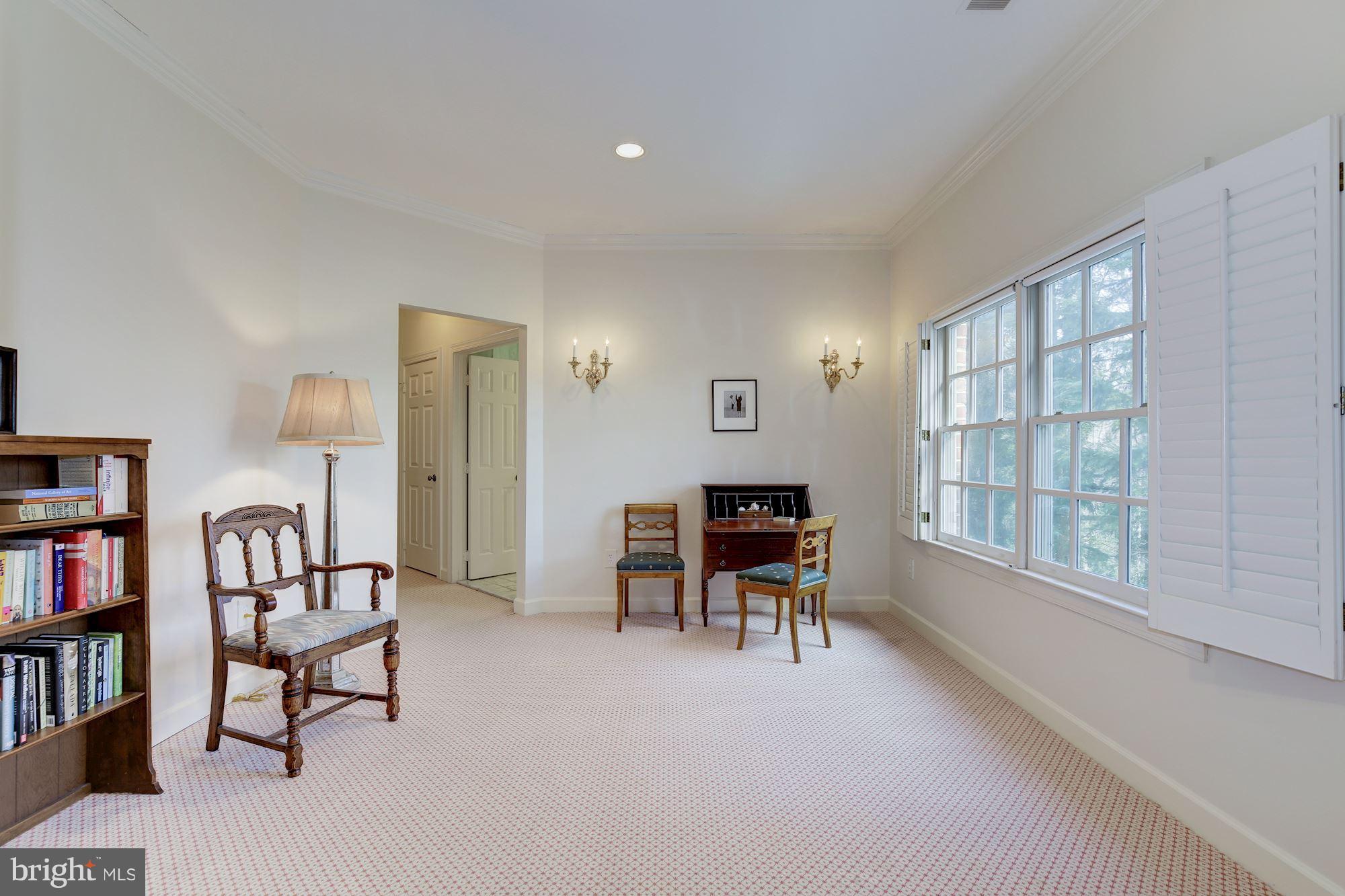 AVENEL - Residential Lease