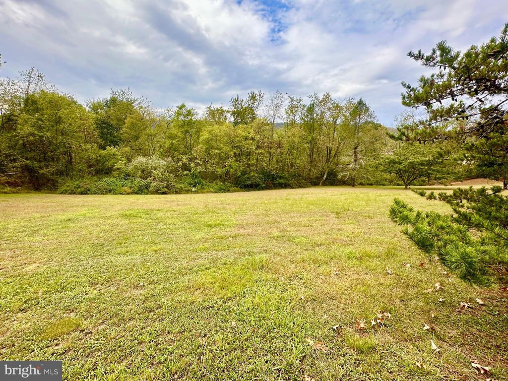 Photo of 261 Brick Rd, MCCONNELLSBURG, PA 17233 (MLS # PAFU2001768)
