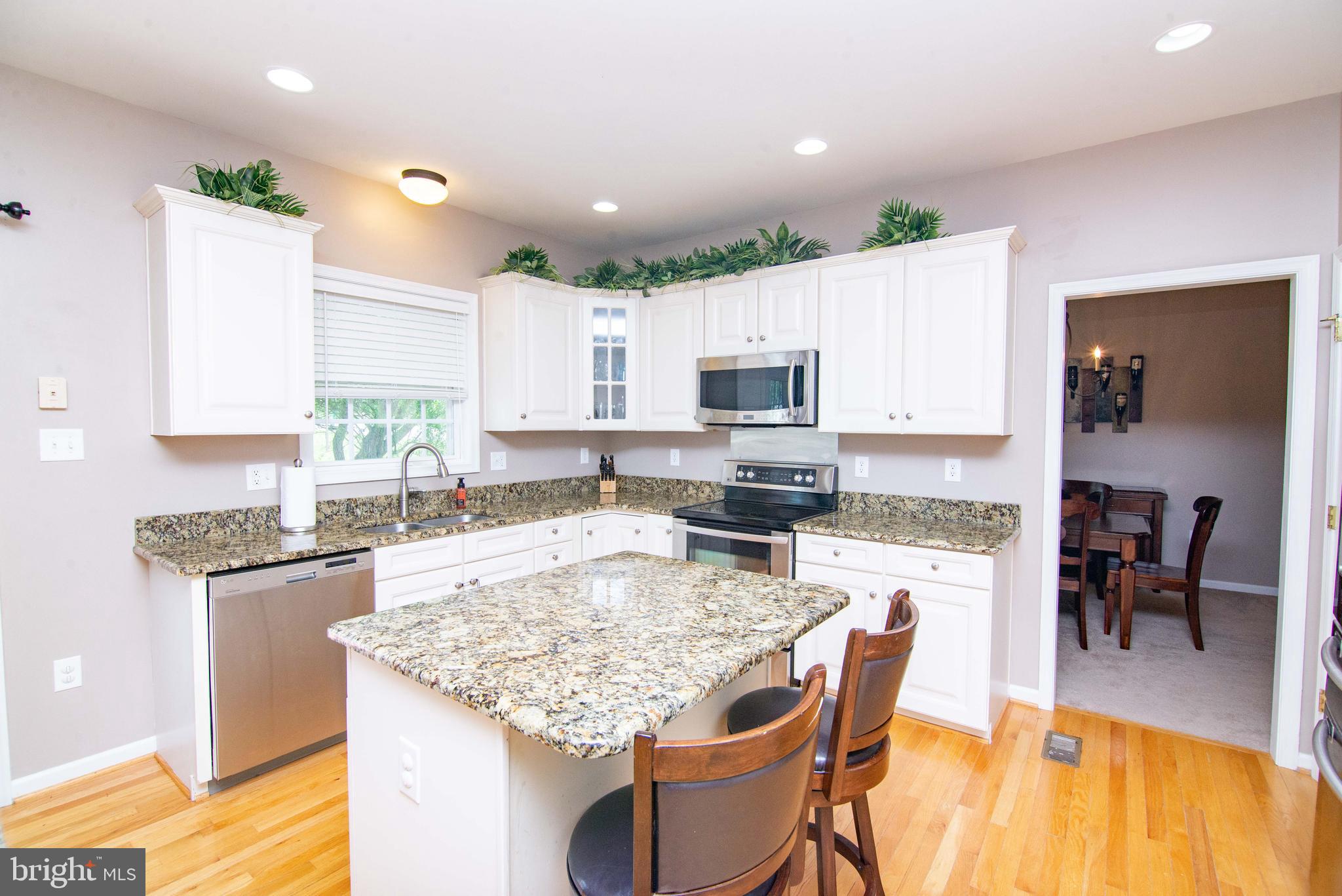 CARRIAGE HILL - Residential