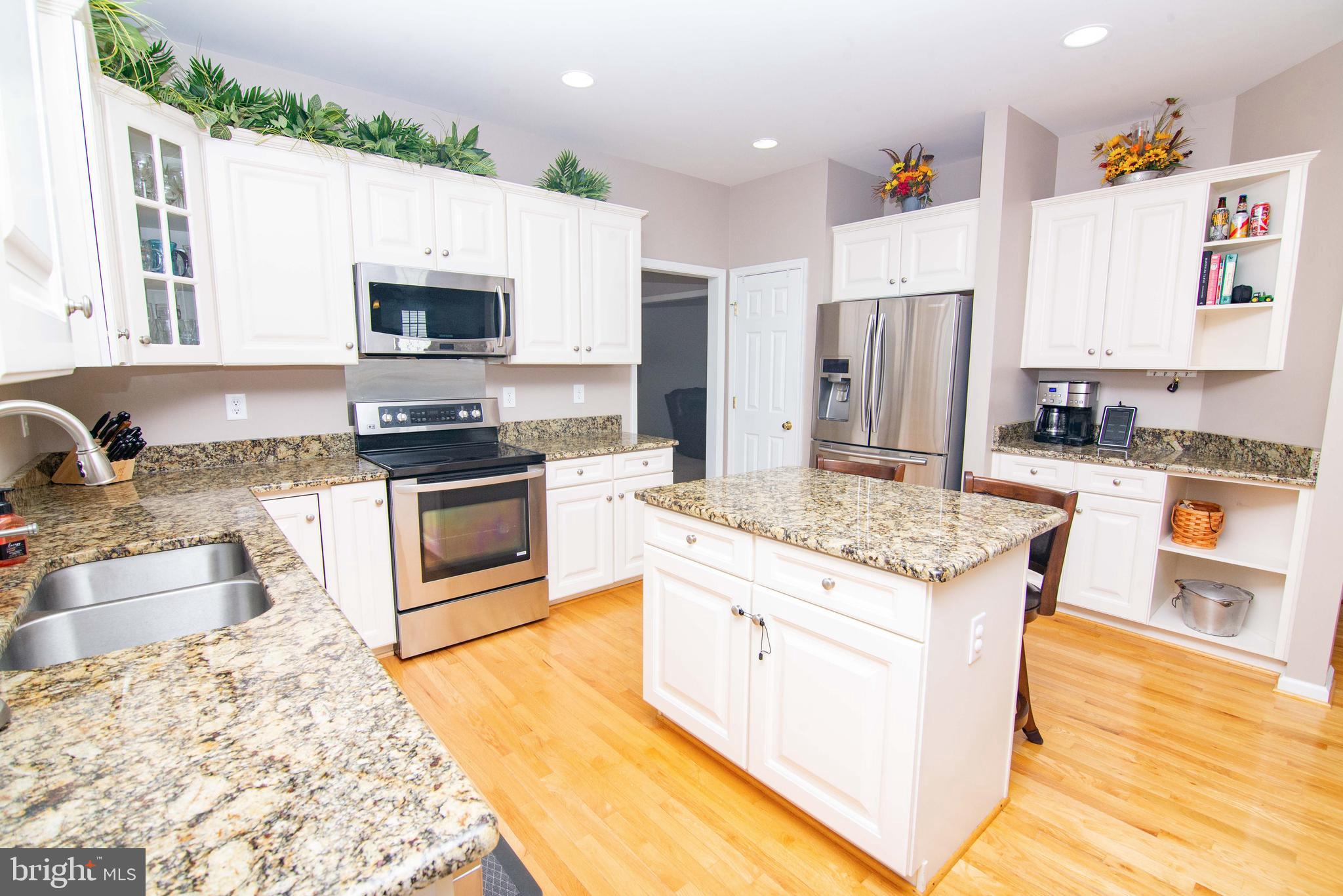 CARRIAGE HILL - Residential