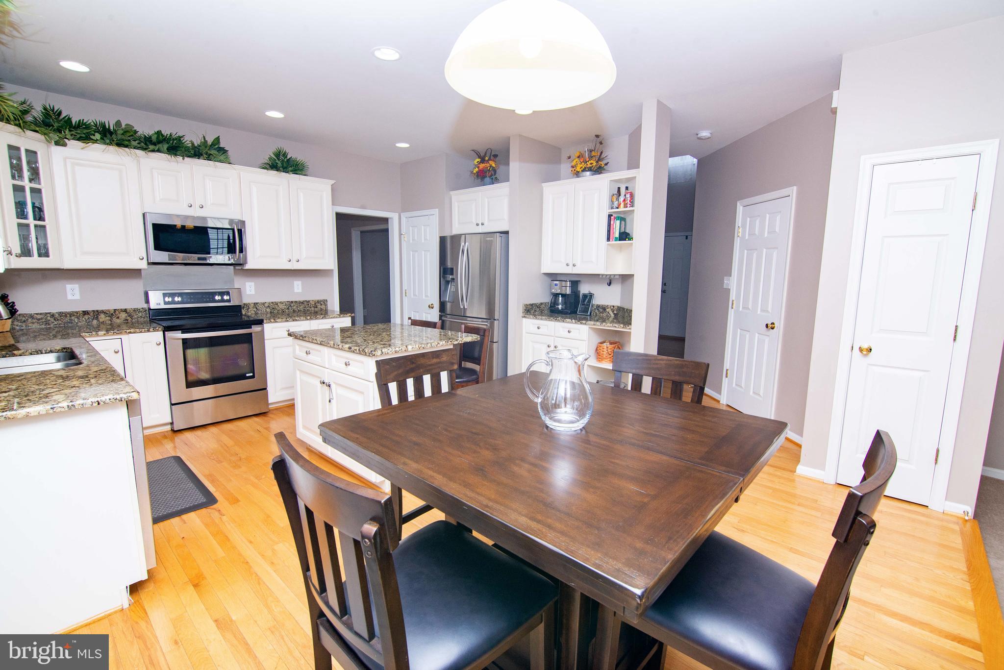 CARRIAGE HILL - Residential