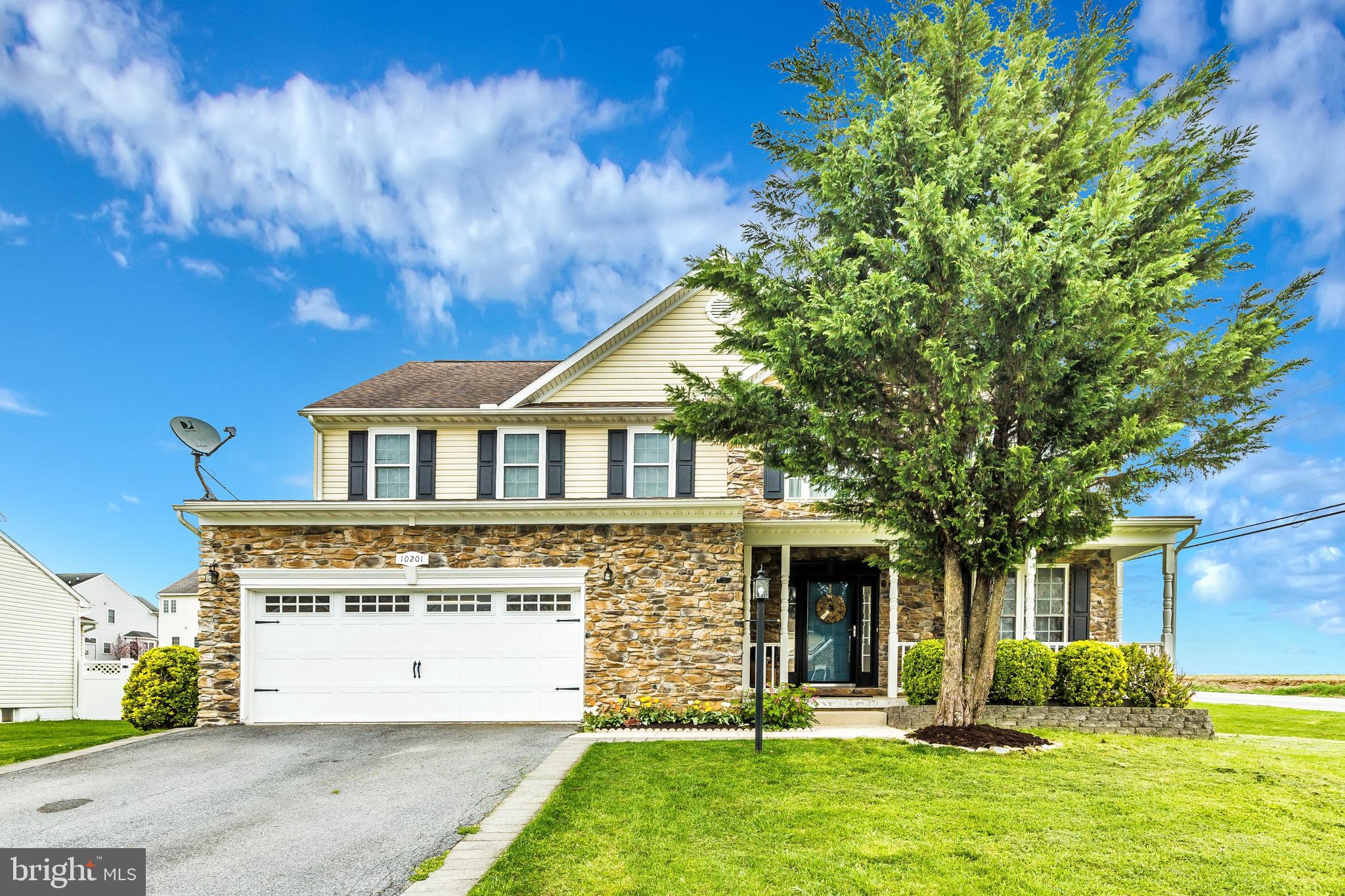 CARRIAGE HILL - Residential