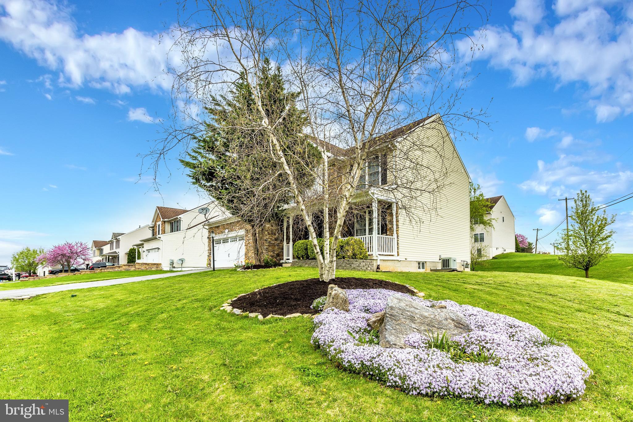 CARRIAGE HILL - Residential