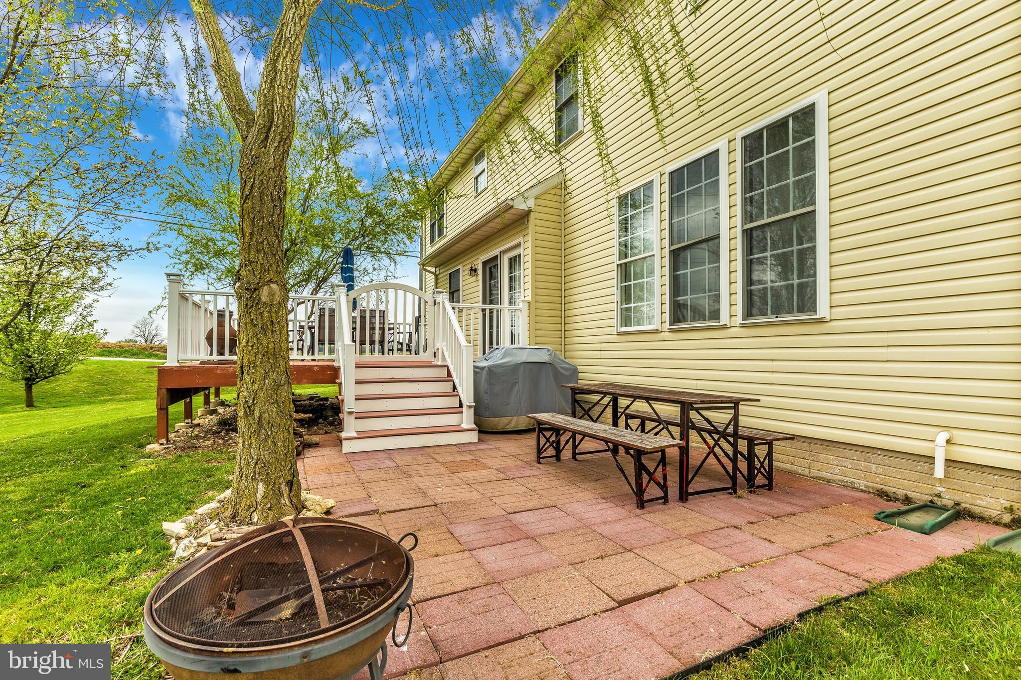 CARRIAGE HILL - Residential