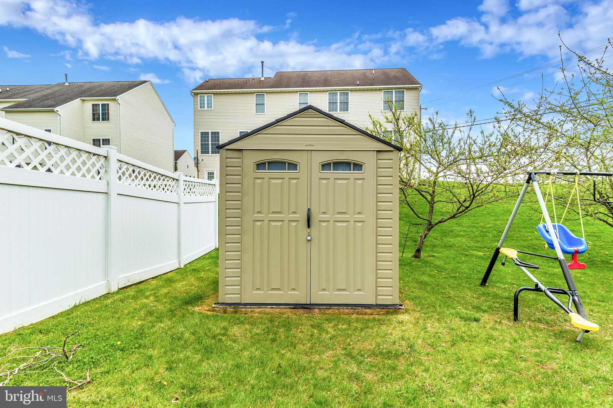 CARRIAGE HILL - Residential