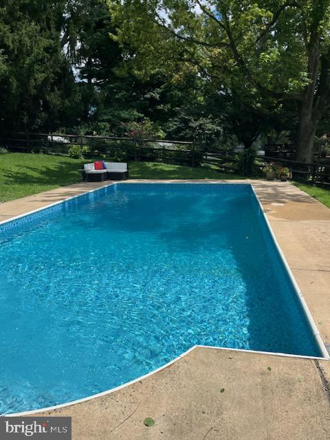 HOMESTEAD VILLAGE - Residential