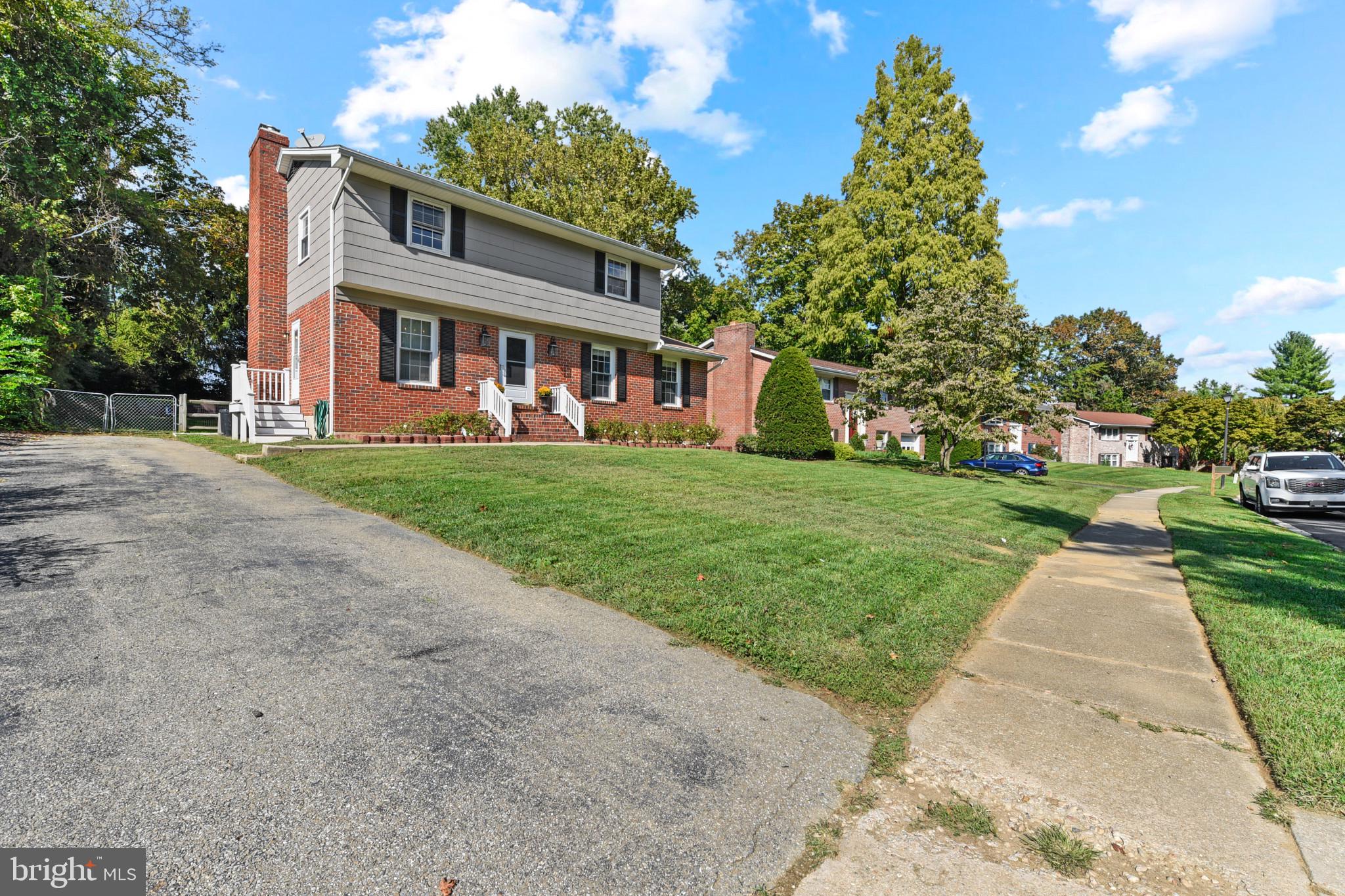 HOMESTEAD VILLAGE - Residential