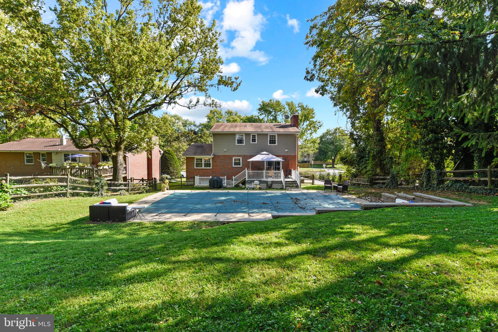 HOMESTEAD VILLAGE - Residential