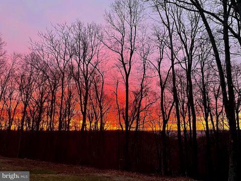 Vacant Land For Sale - Fawn Run<br/> Morgan County, HEDGESVILLE, WV 25427