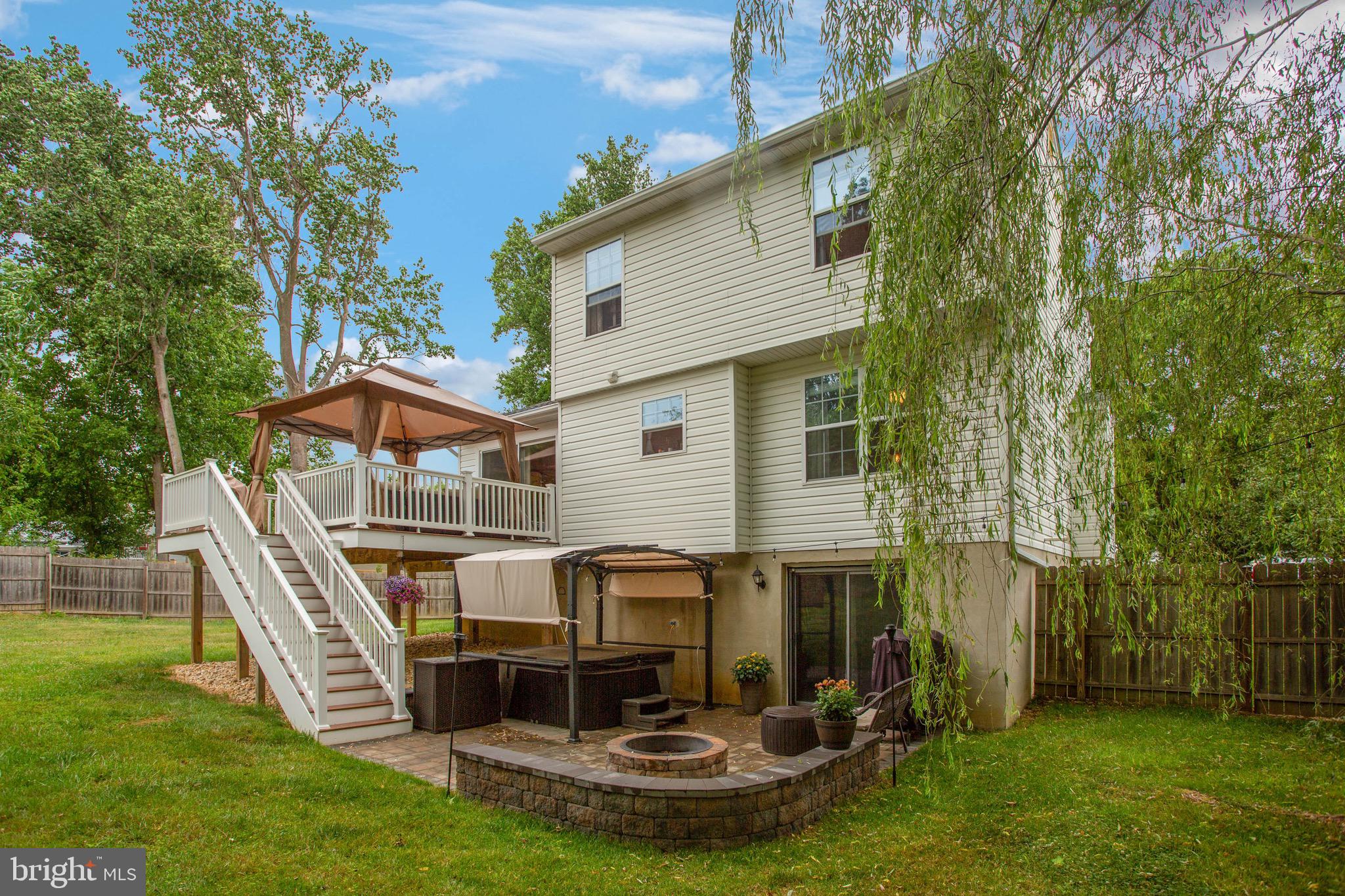 GREENWOOD ACRES - Residential