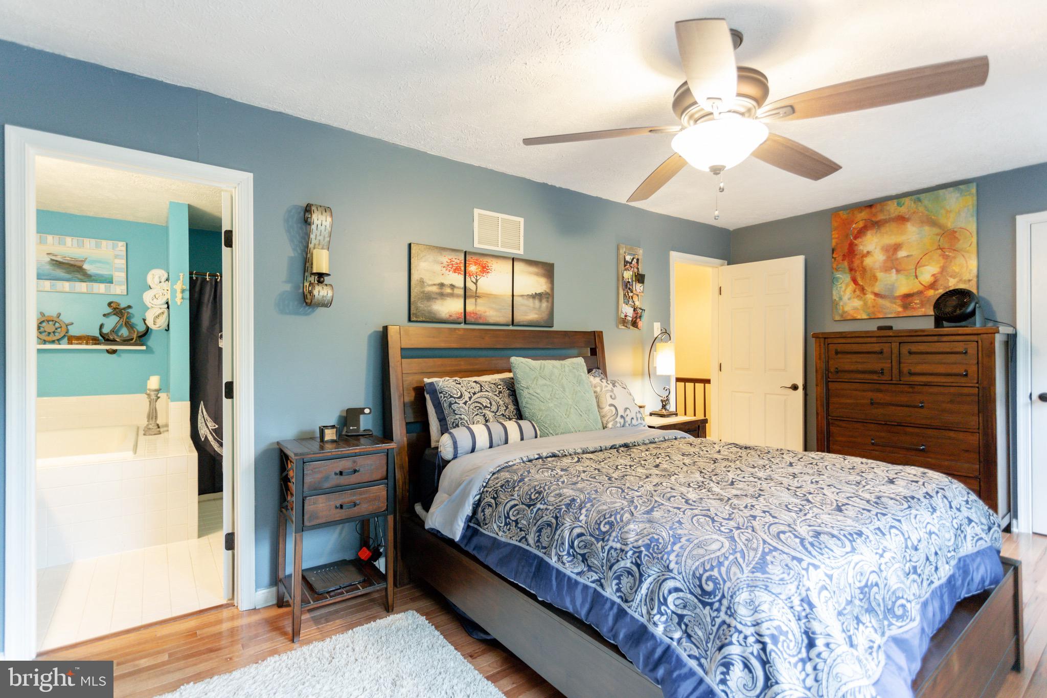 GREENWOOD ACRES - Residential