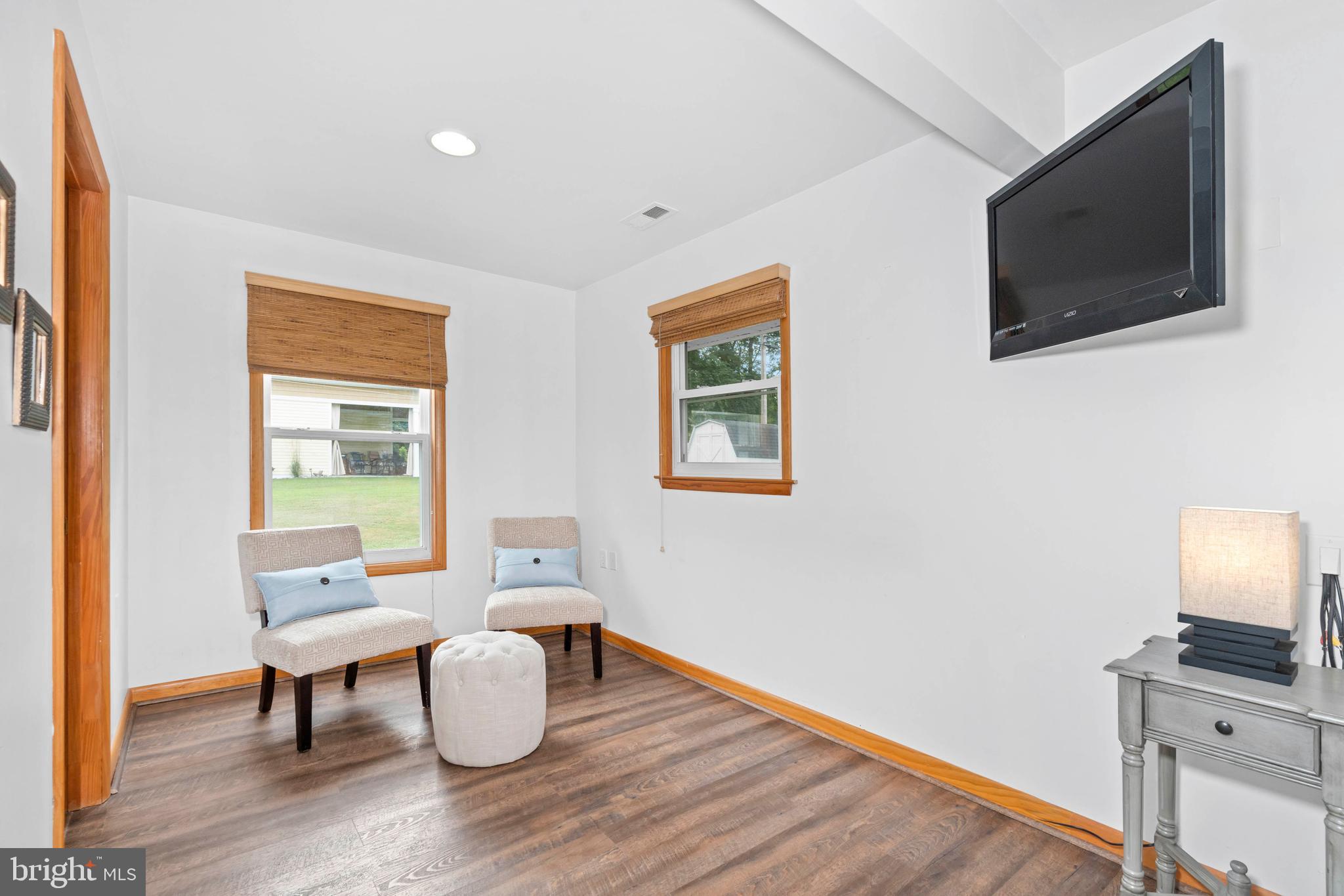 WEST VIEW SHORES - Residential