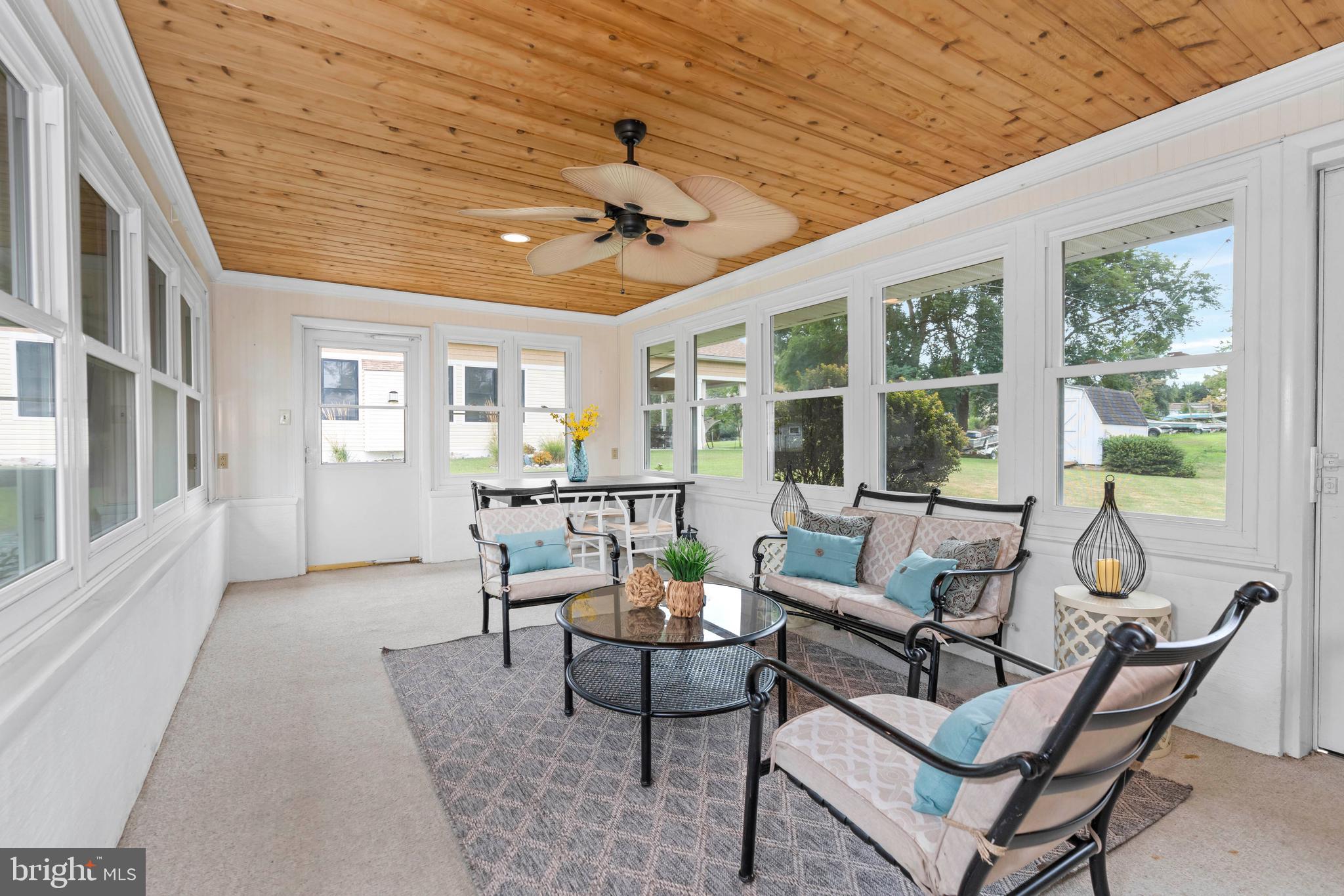 WEST VIEW SHORES - Residential