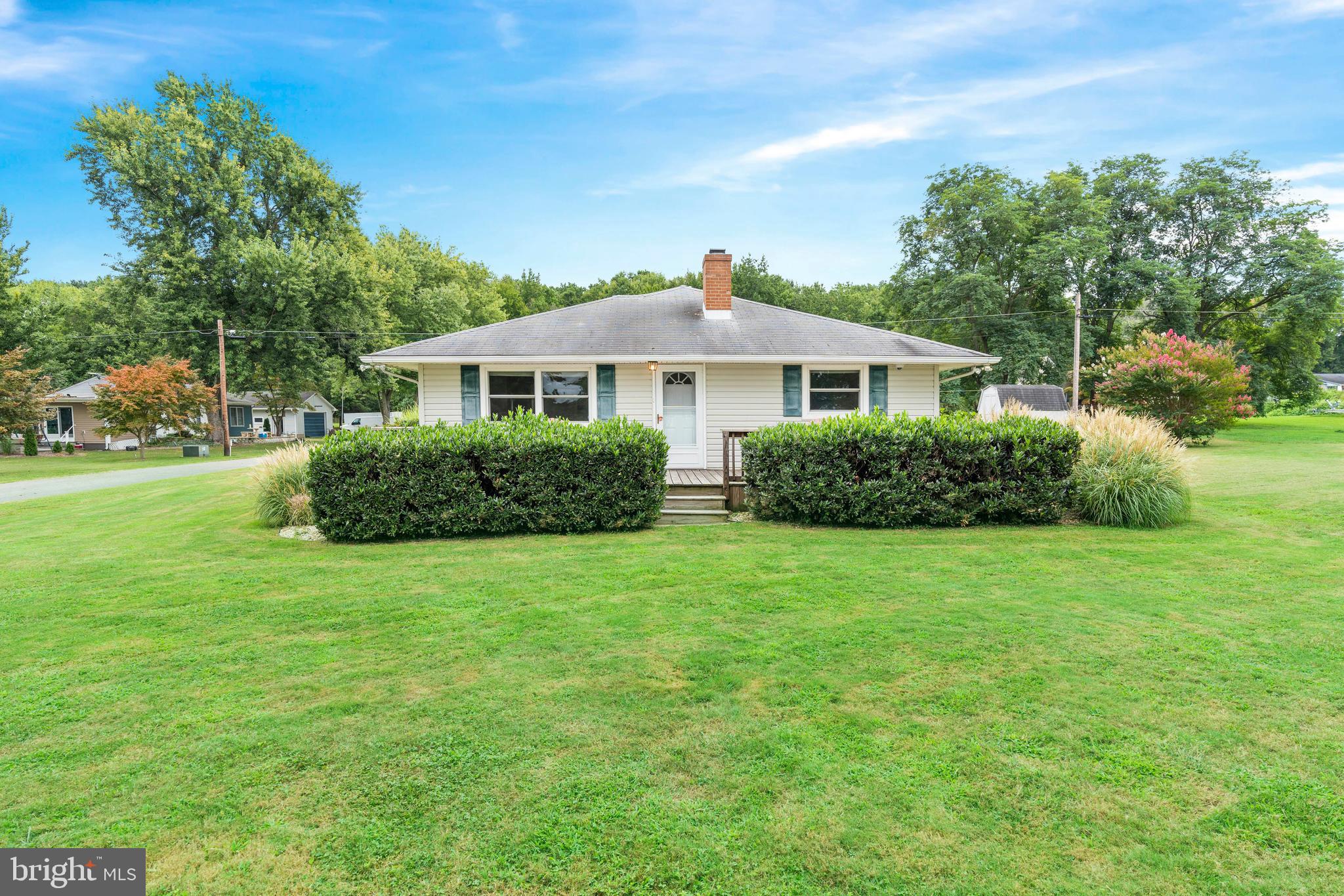 WEST VIEW SHORES - Residential