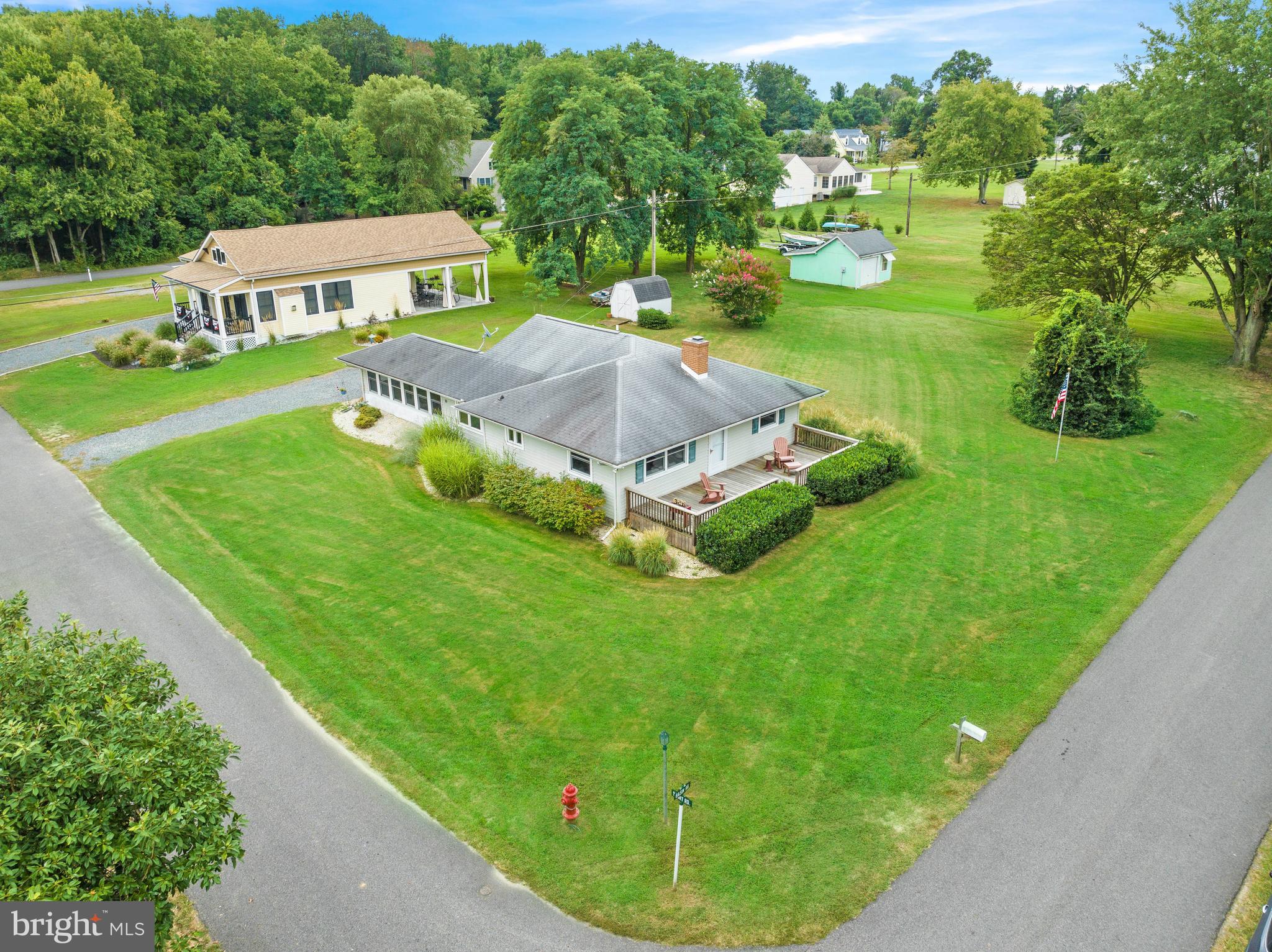 WEST VIEW SHORES - Residential