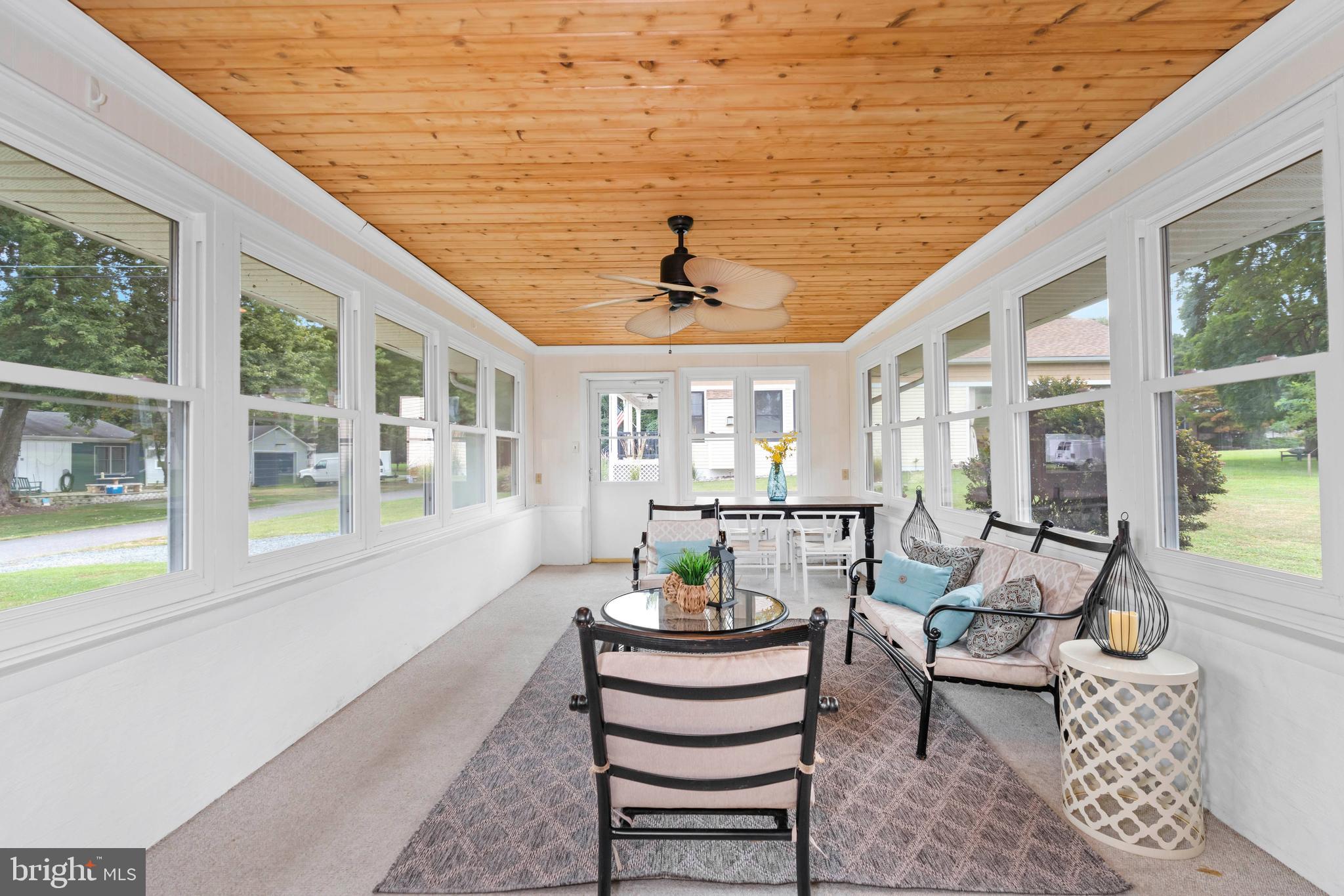 WEST VIEW SHORES - Residential