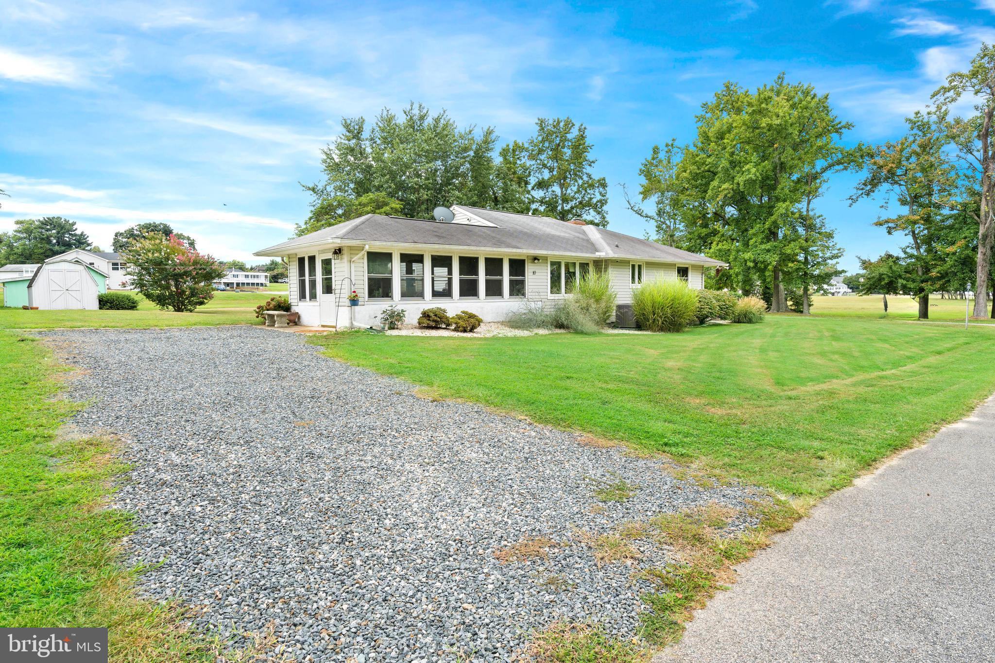 WEST VIEW SHORES - Residential