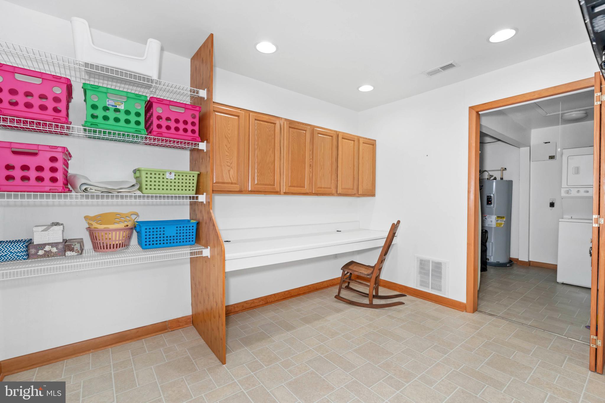 WEST VIEW SHORES - Residential