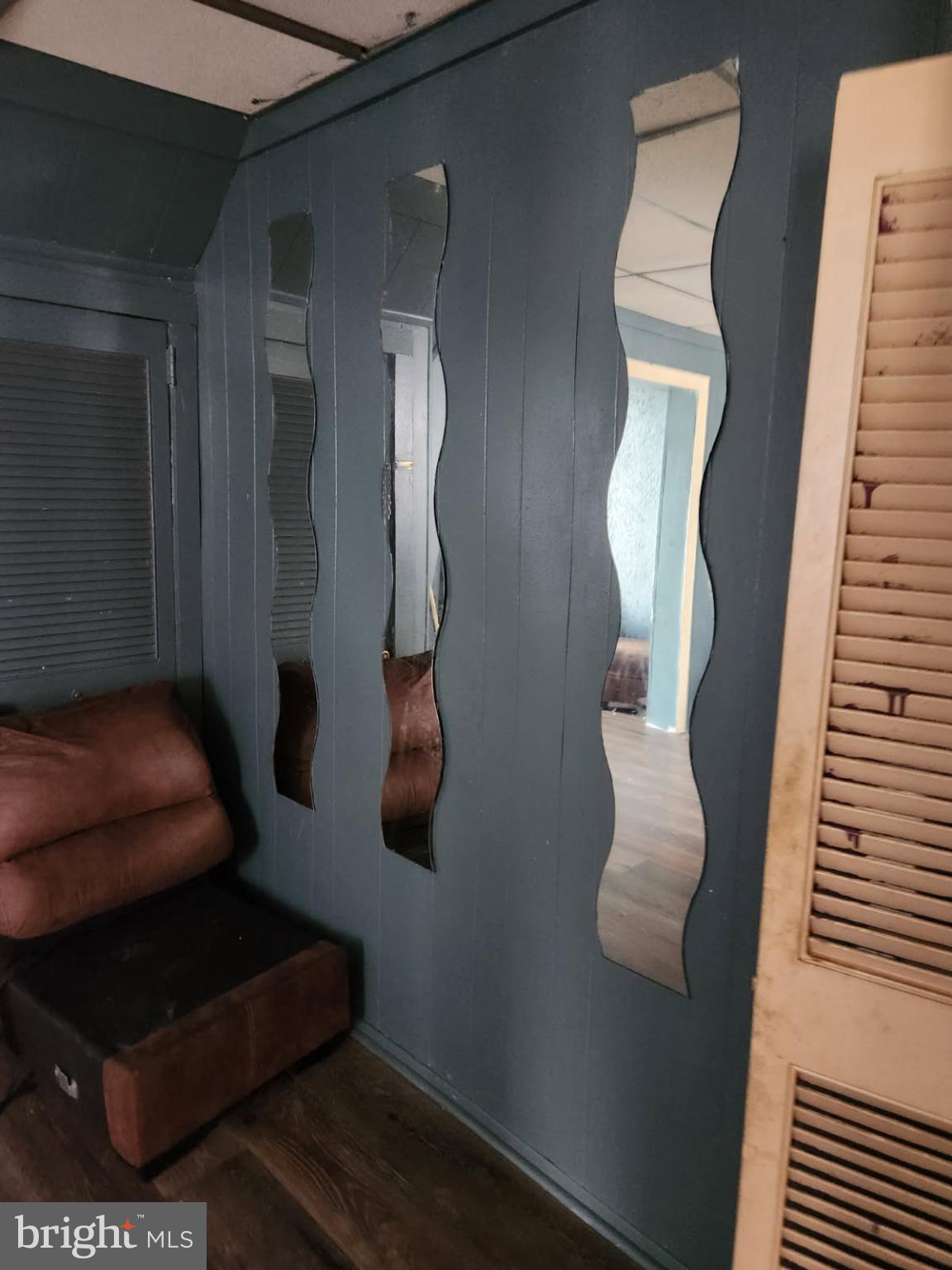 MAYFAIR (WEST) - Residential