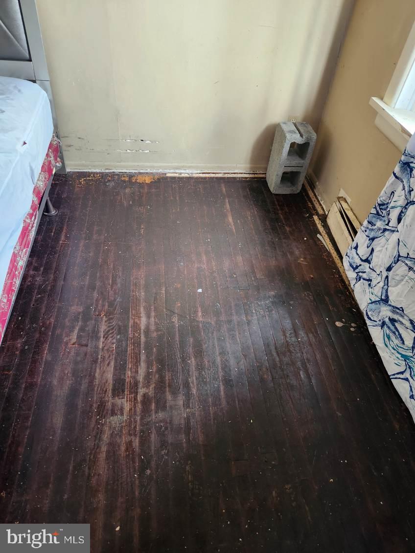 MAYFAIR (WEST) - Residential