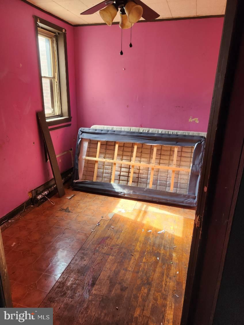 MAYFAIR (WEST) - Residential