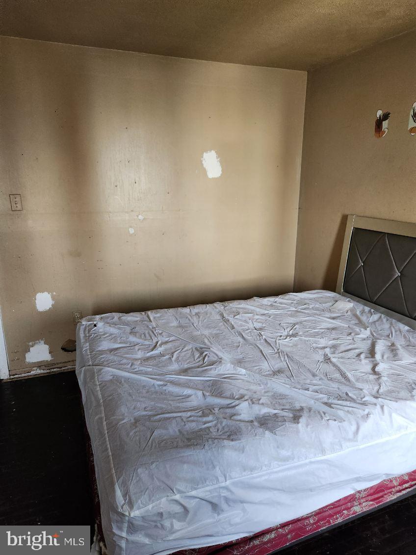 MAYFAIR (WEST) - Residential